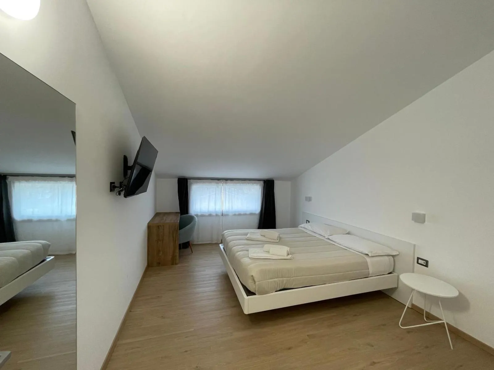 Bed in Residence Cala Bianca