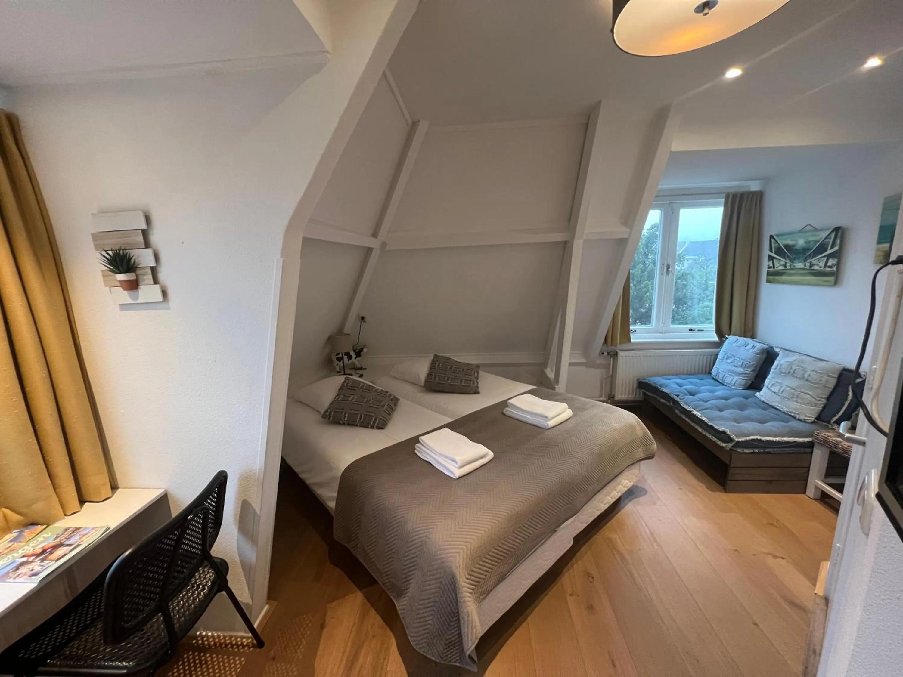 Bedroom in Hotel Breeburg