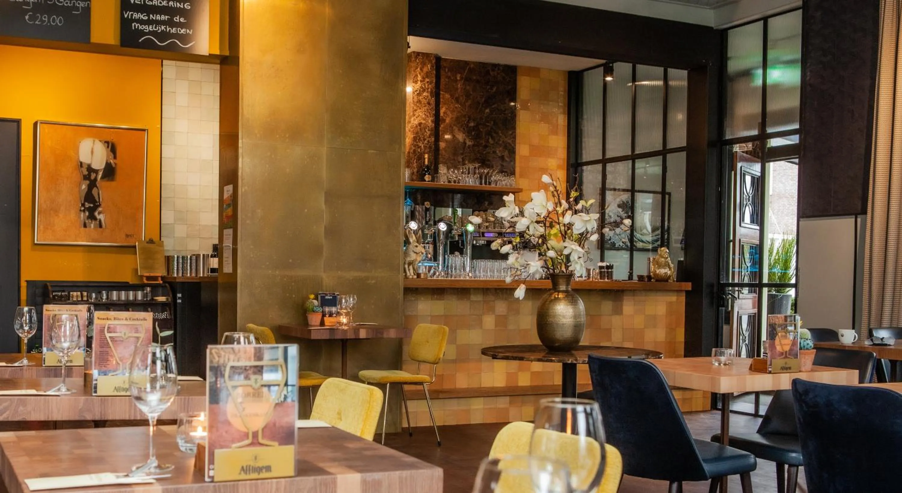 Restaurant/places to eat in Hotel Breeburg