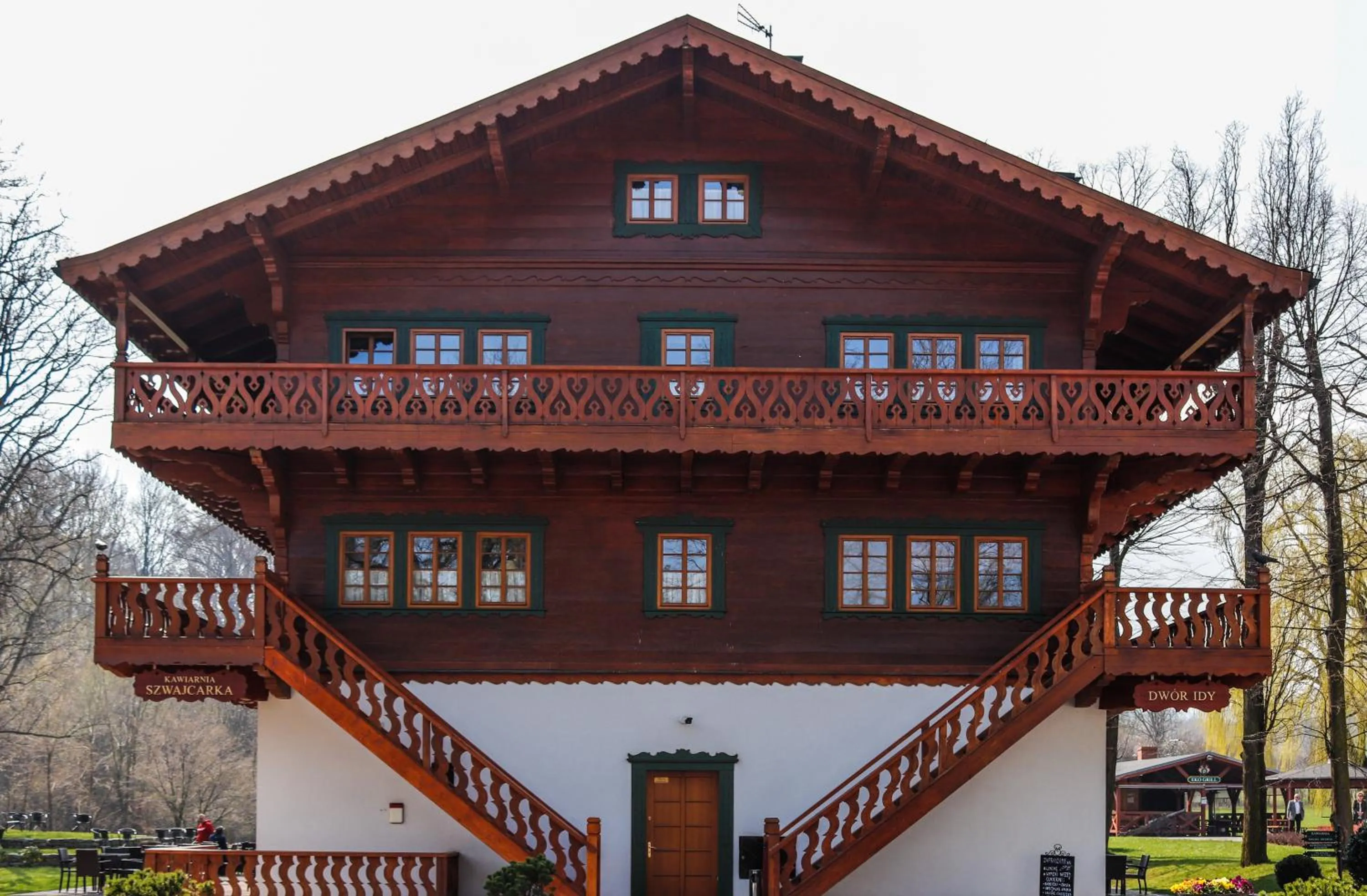 Facade/entrance in Dworzysko