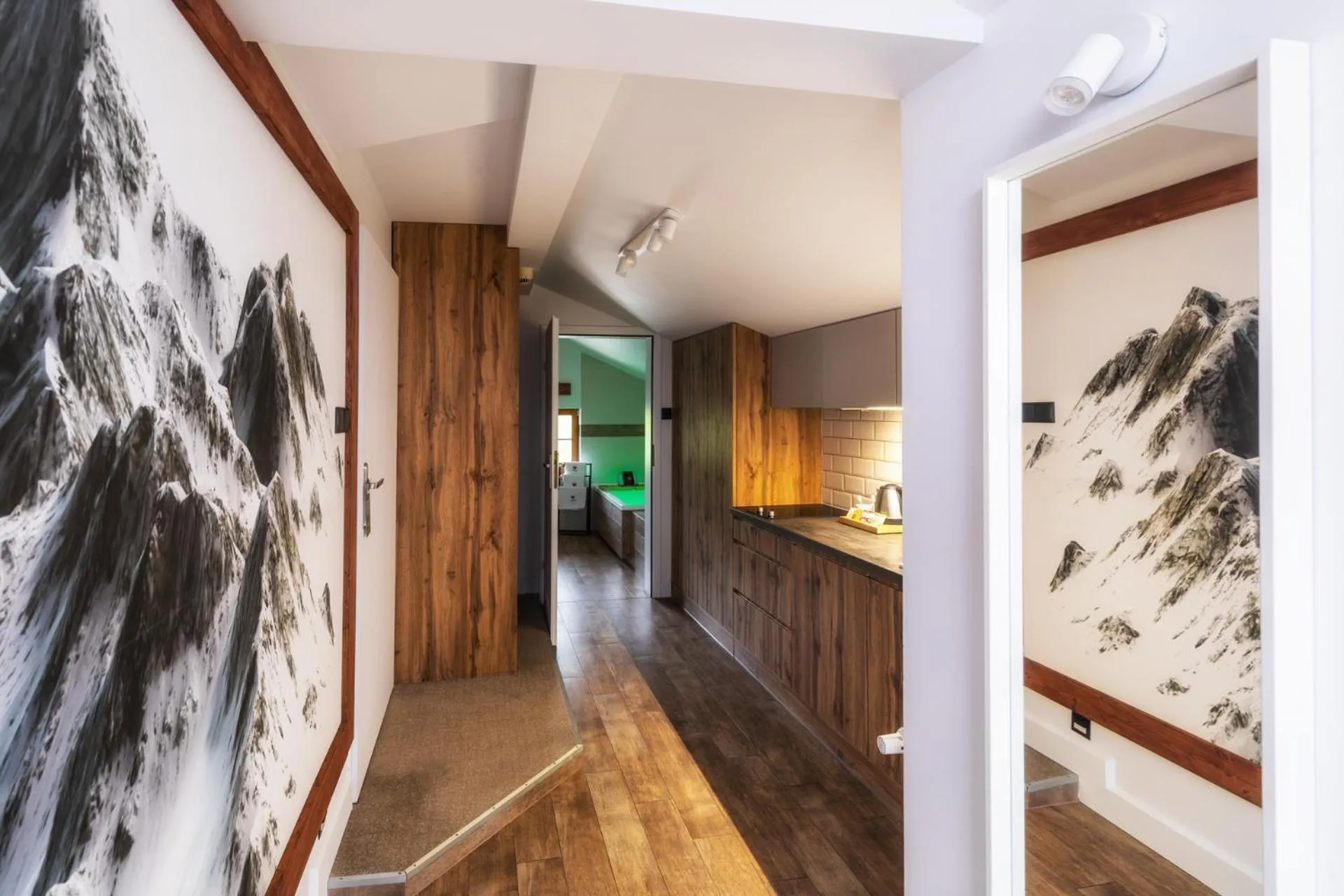 Kitchen or kitchenette in Dworzysko