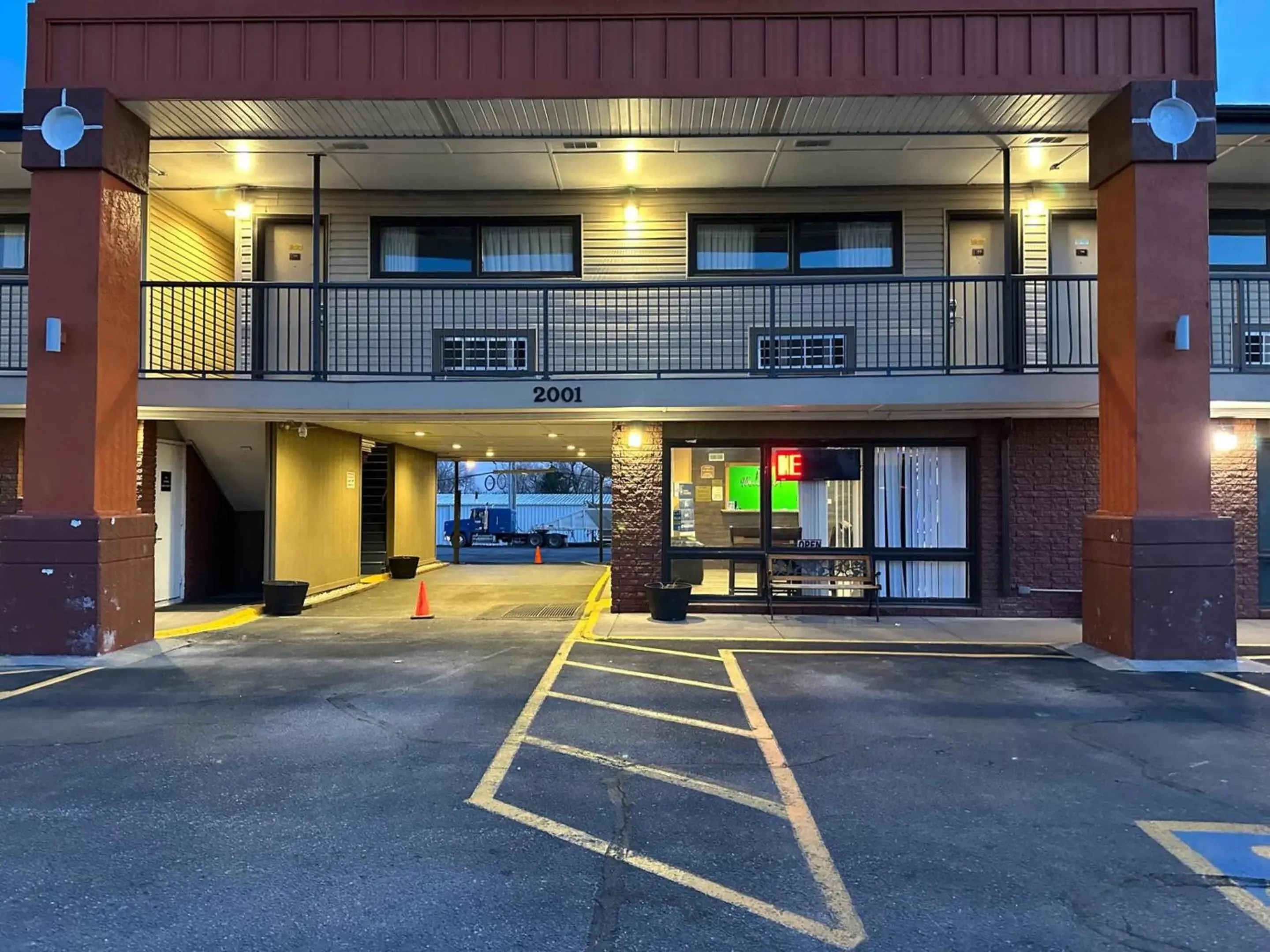 Property building in Stay Inn by OYO Near I 80 Lincoln West Property building in Stay Inn by OYO Near I 80 Lincoln West