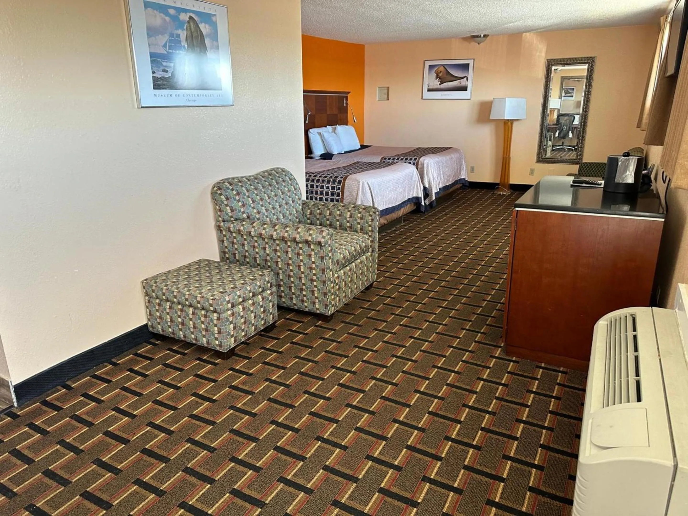 Seating area in Stay Inn by OYO Near I 80 Lincoln West