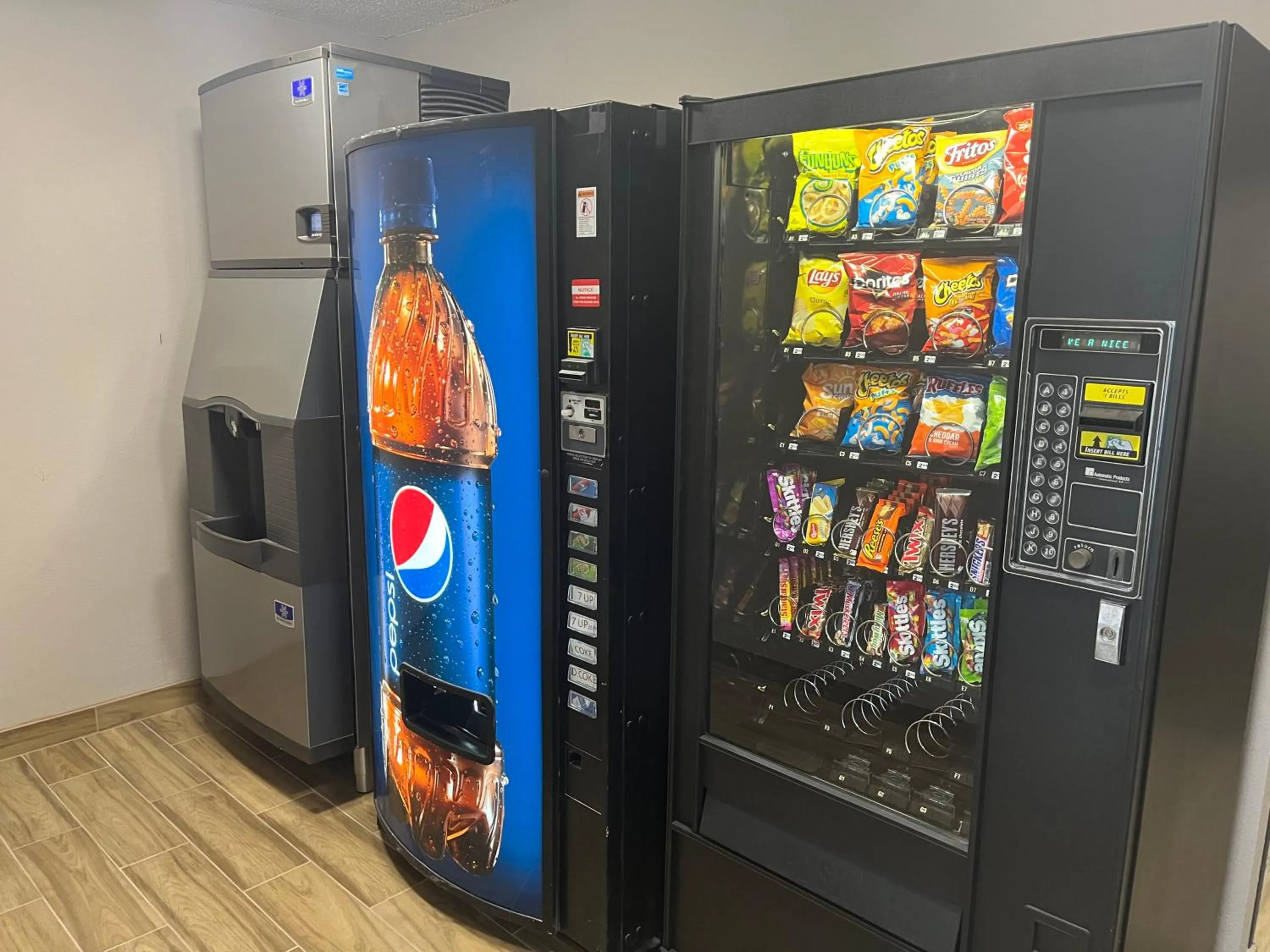 vending machine in Days Inn & Suites by Wyndham Williamsburg IA North