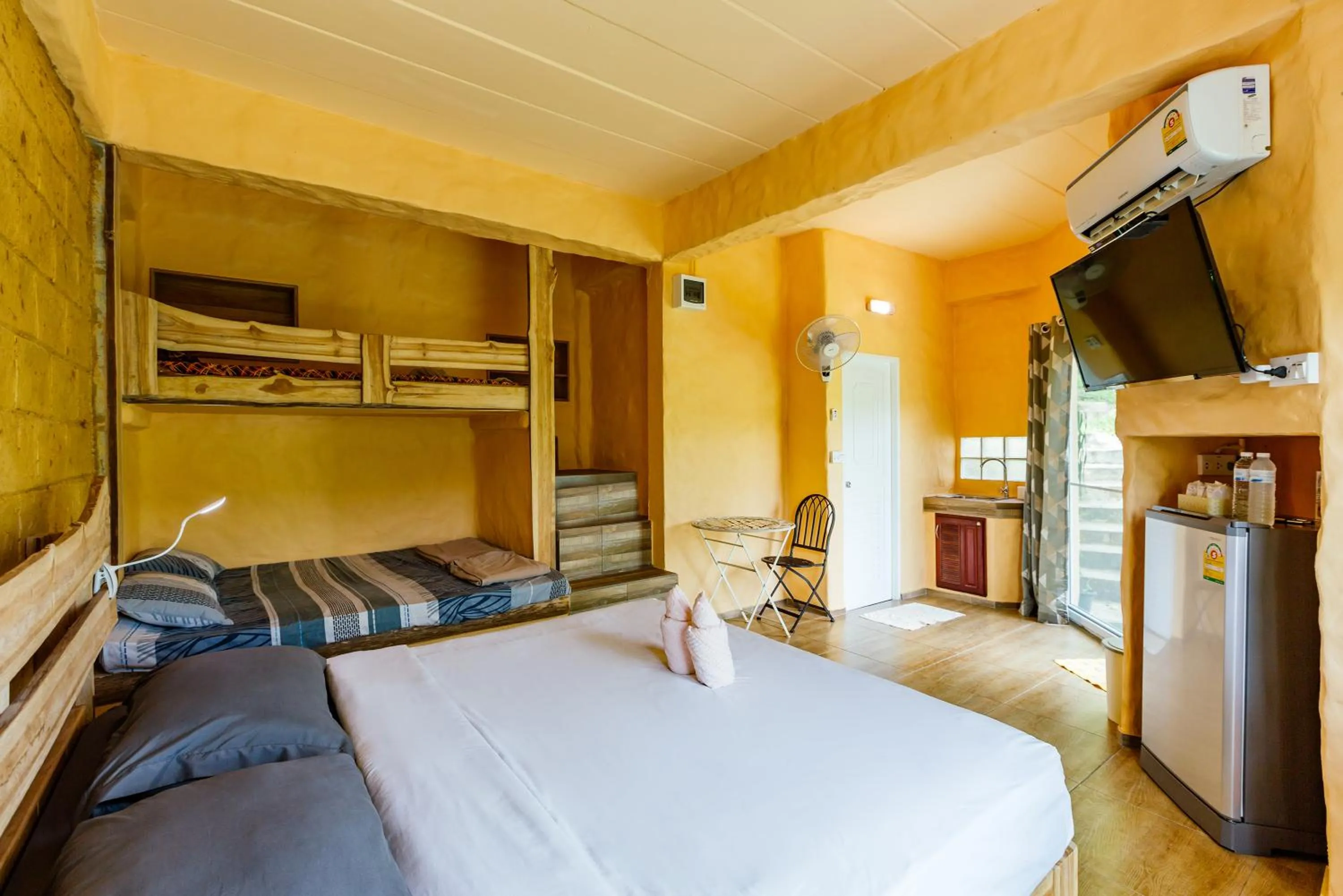 Bed in Baandin Chiewlarn