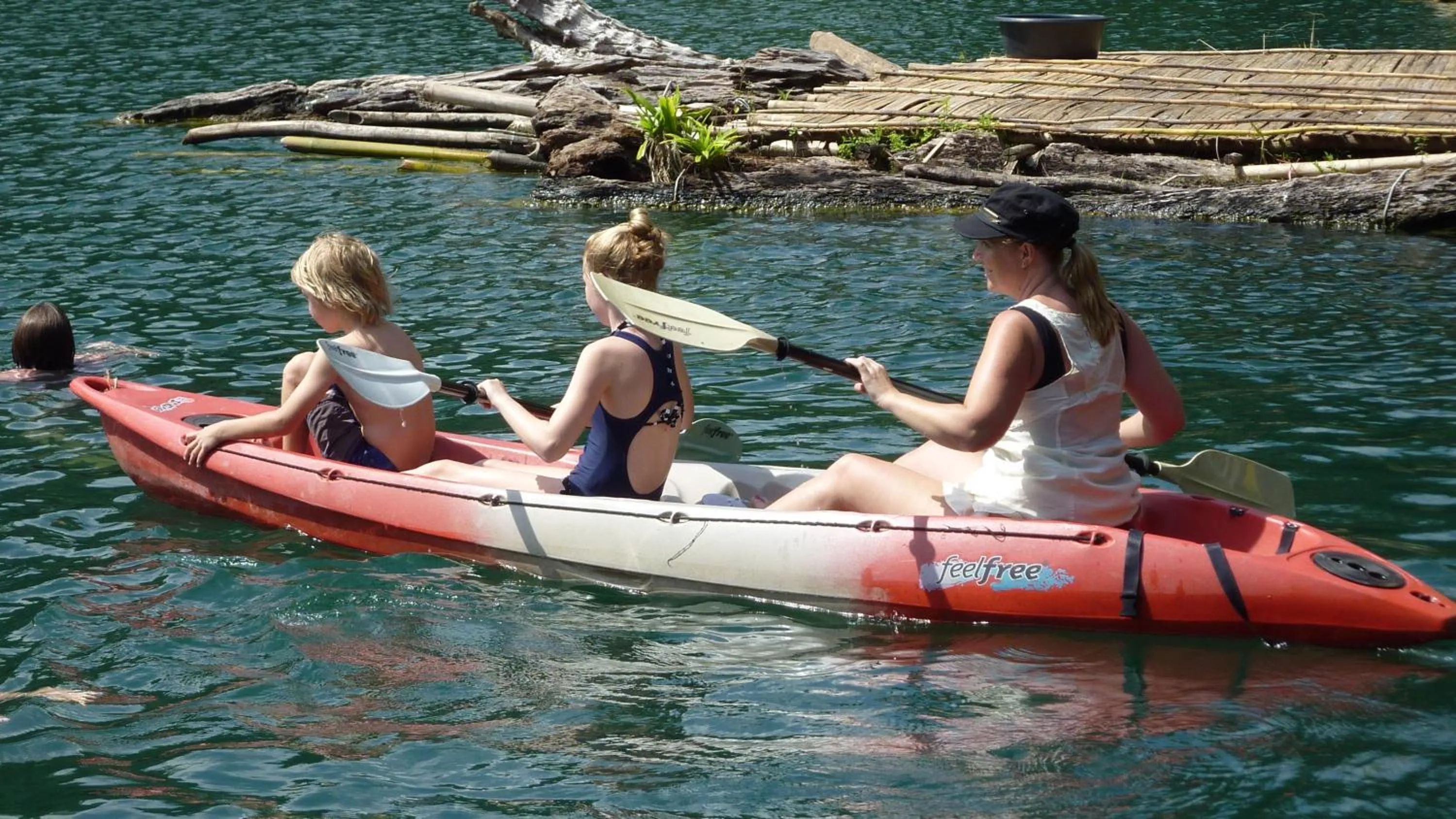 Canoeing in Baandin Chiewlarn