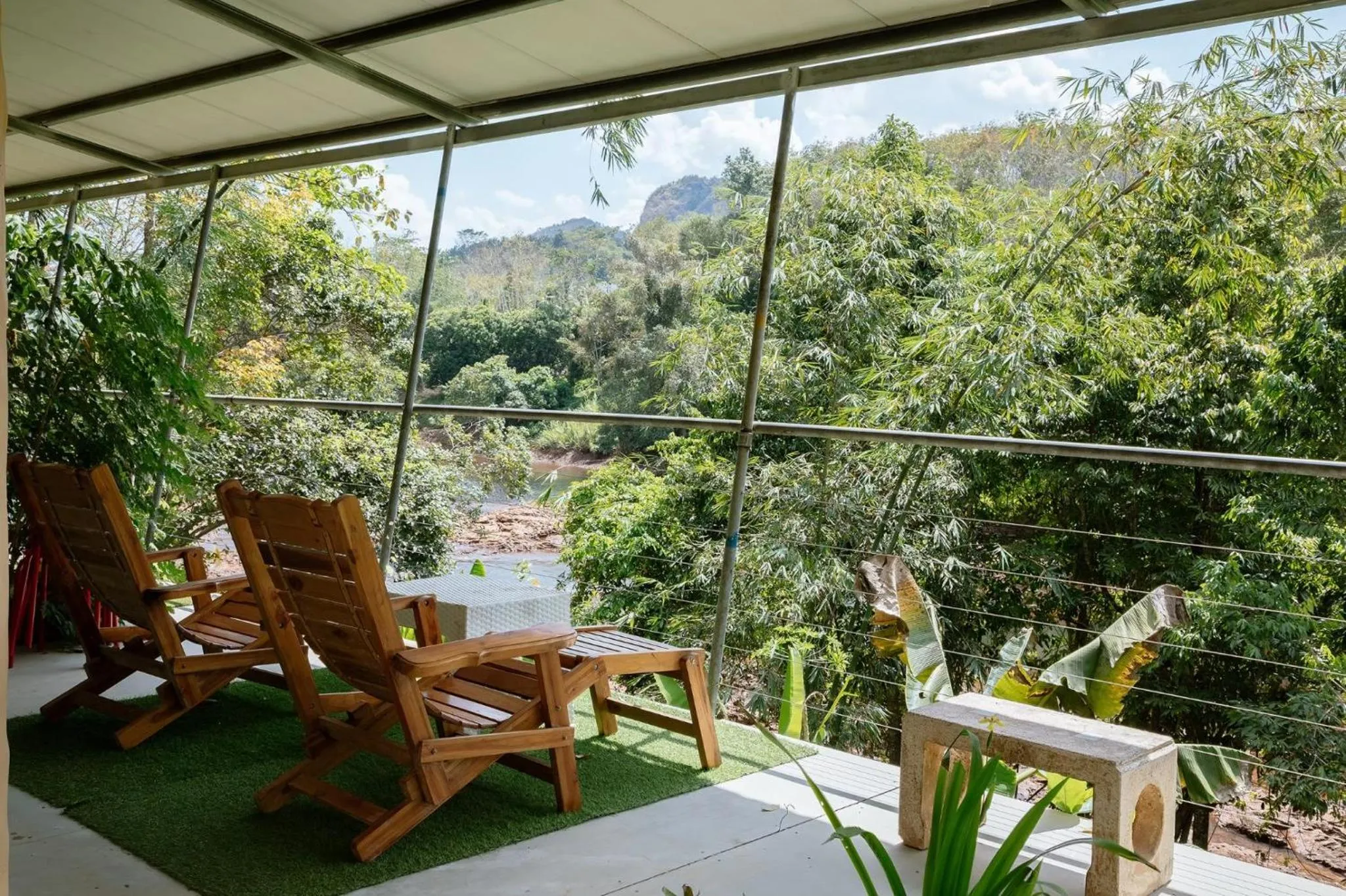 Patio in Baandin Chiewlarn