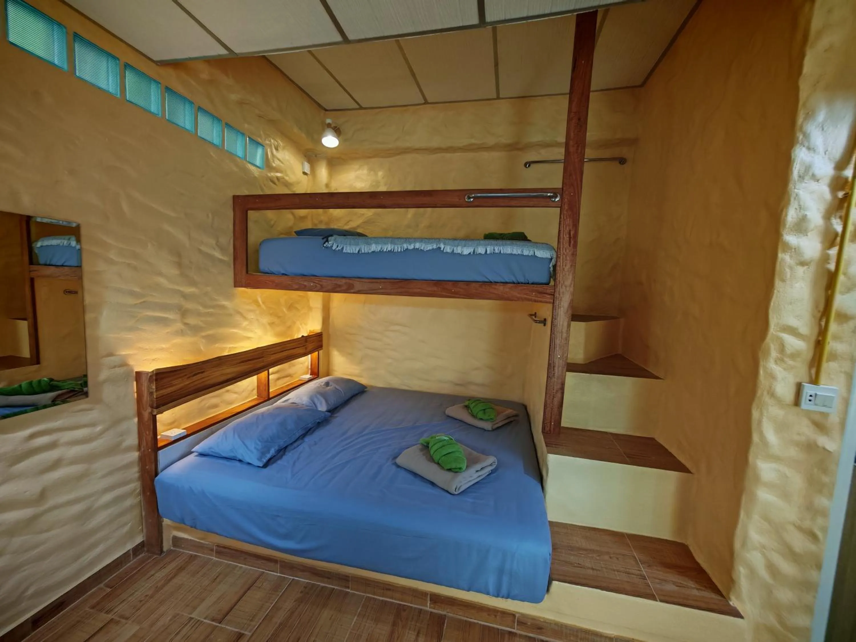 Bed in Baandin Chiewlarn