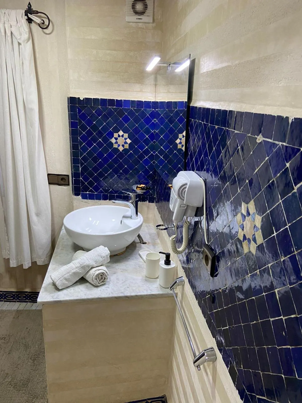 Bathroom in Riad Gharnata