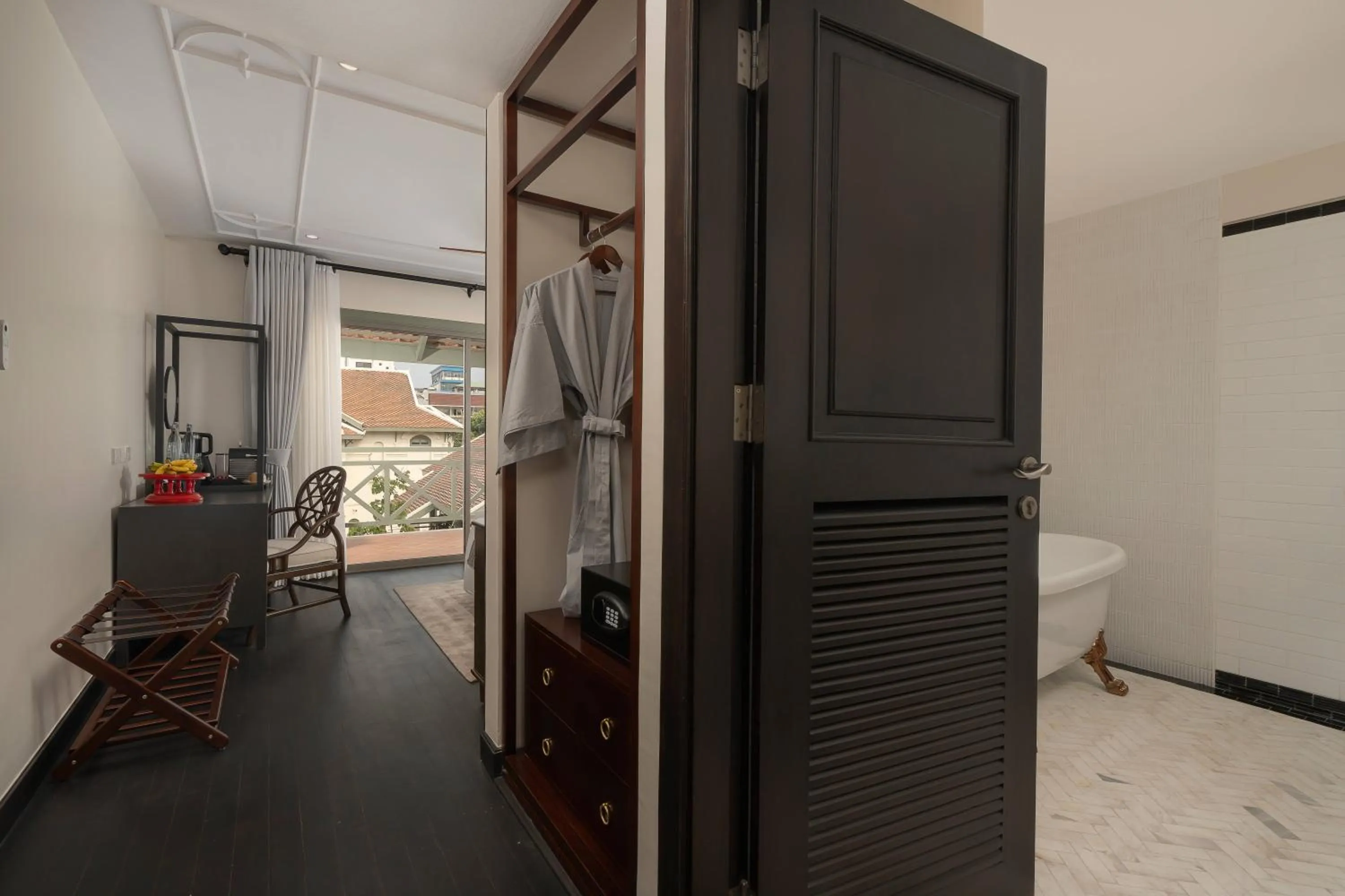 Bathroom in Souphattra Heritage Vientiane