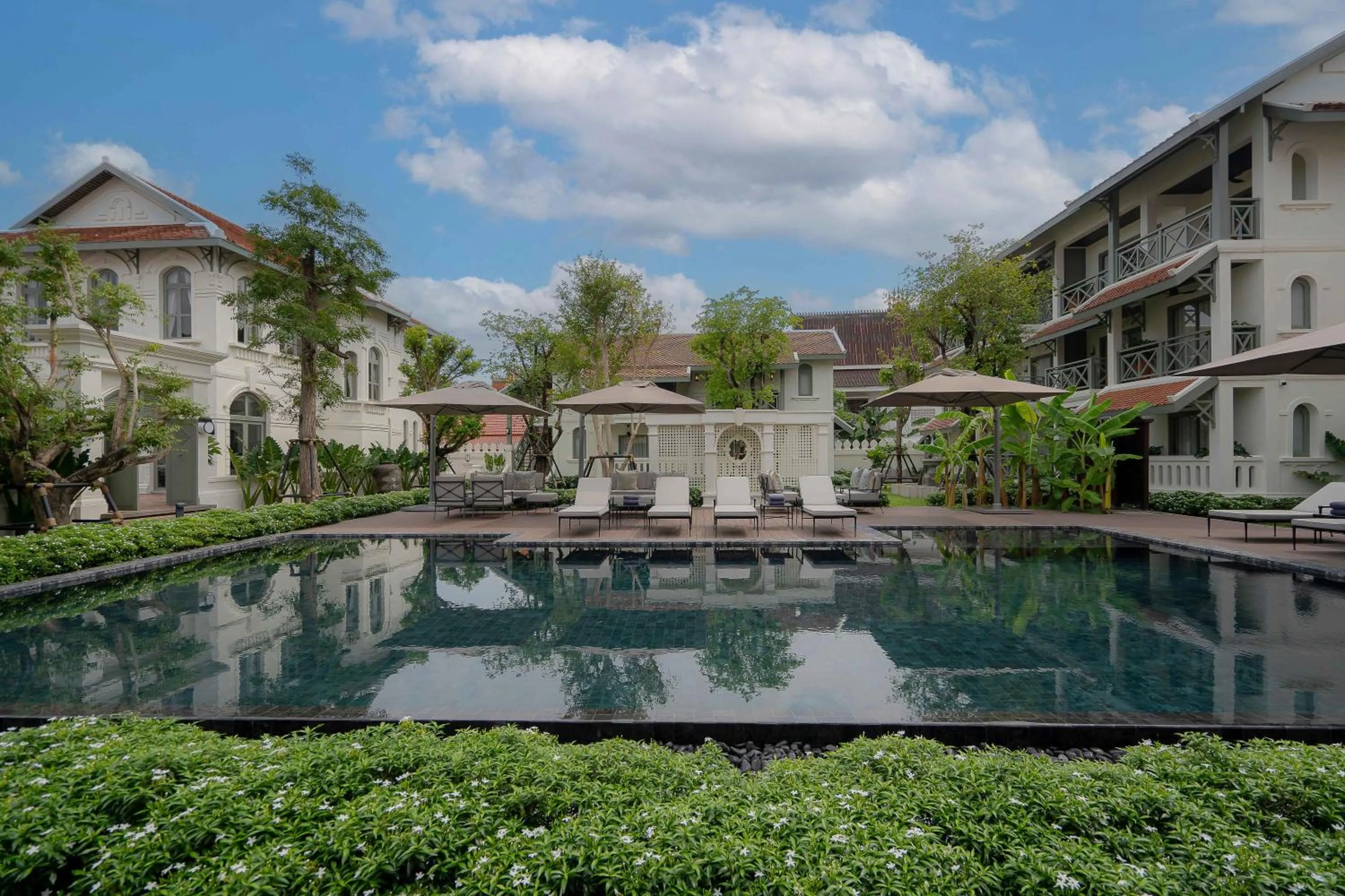 Pool view in Souphattra Heritage Vientiane