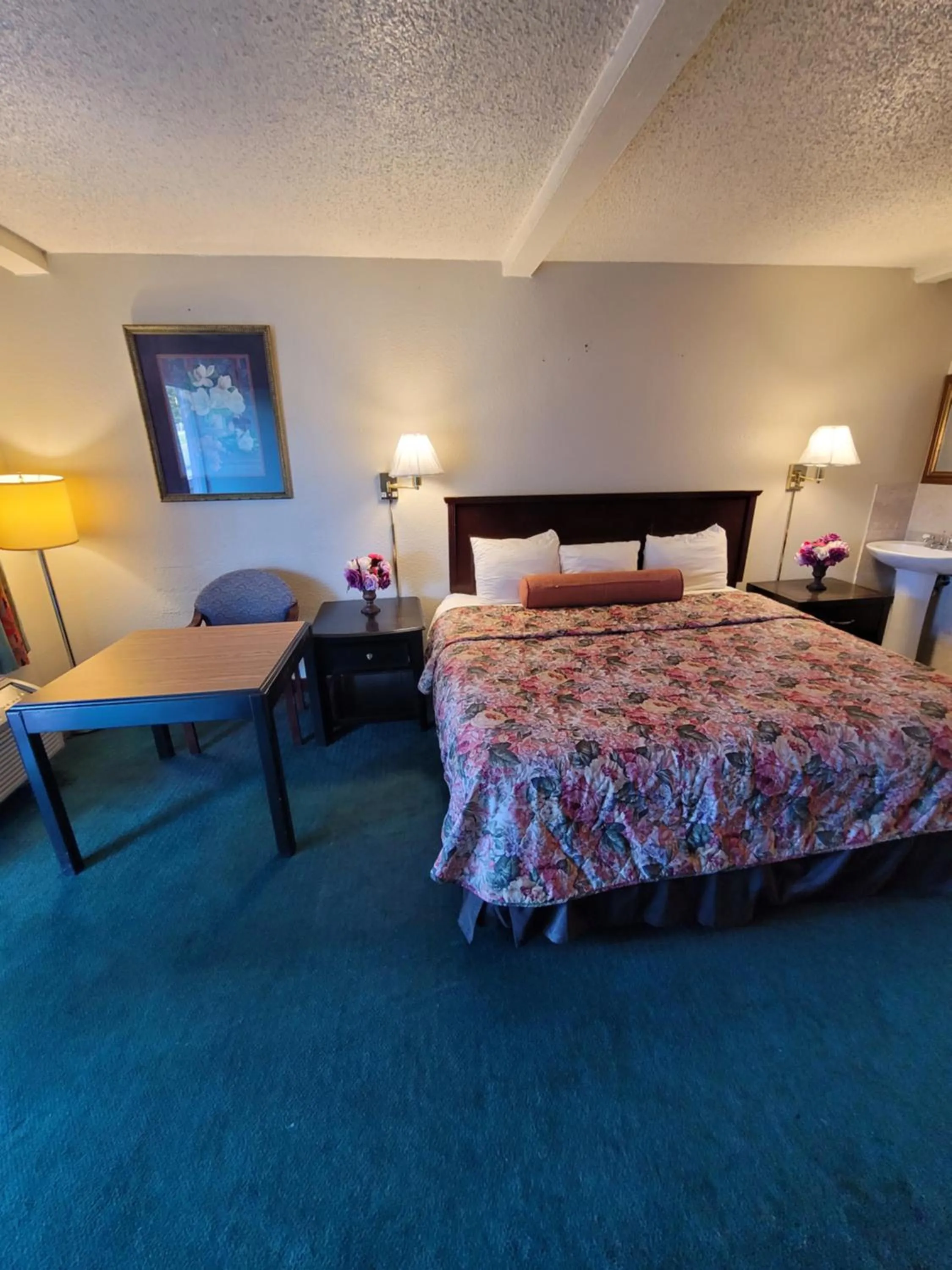 Express Inn and Suites