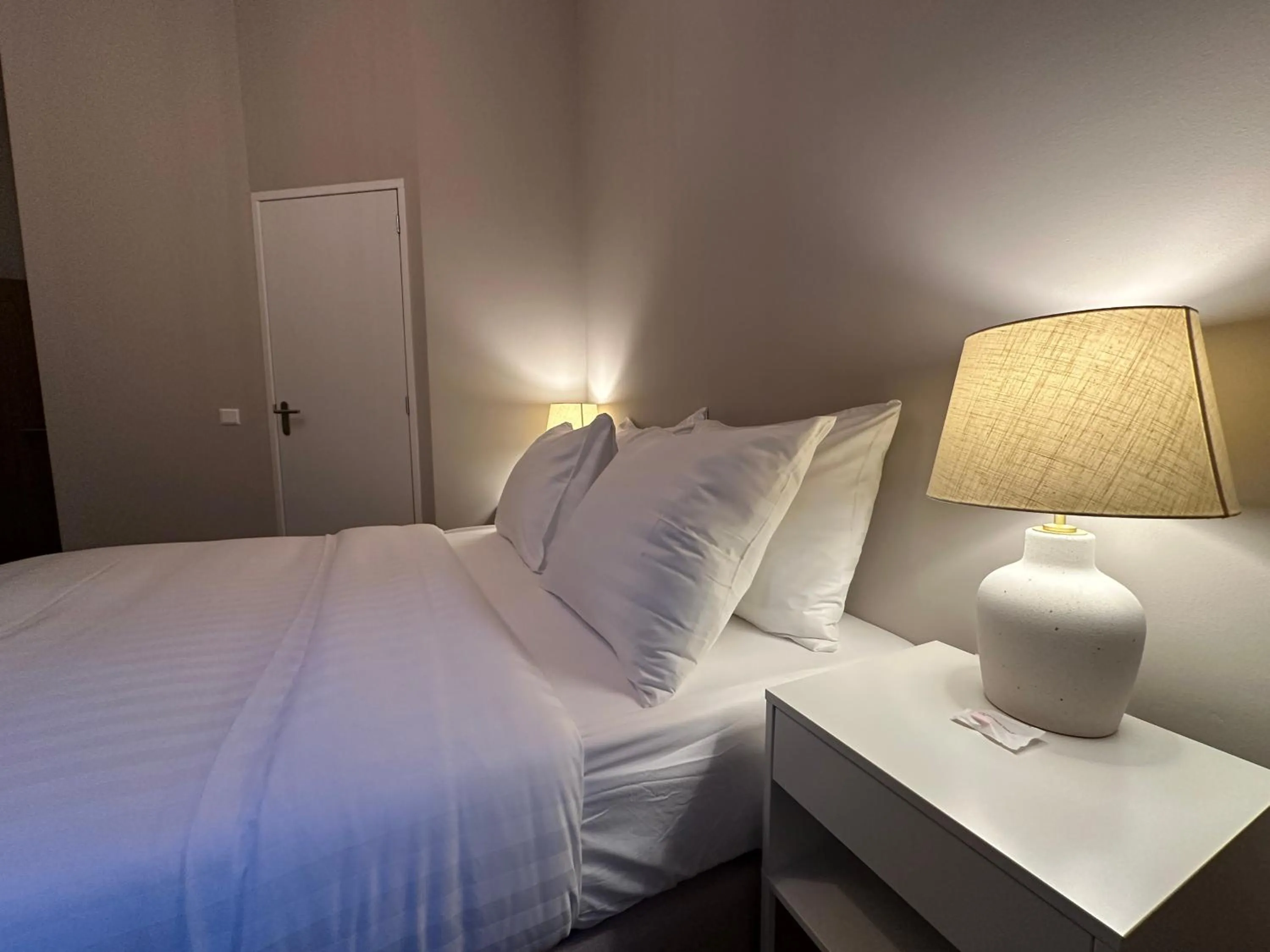 Bed in Hotel Grand Canal