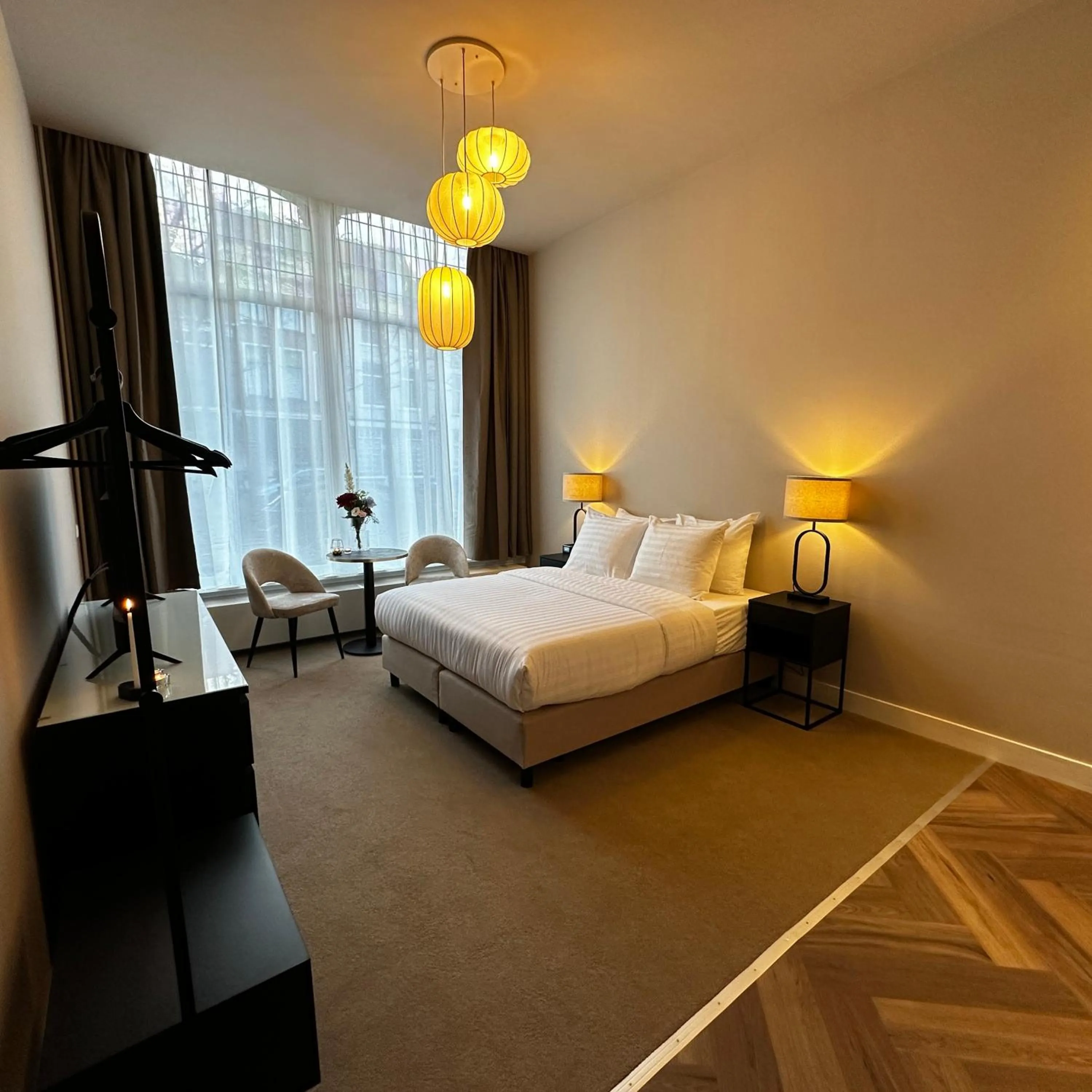 View (from property/room), Bed in Hotel Grand Canal