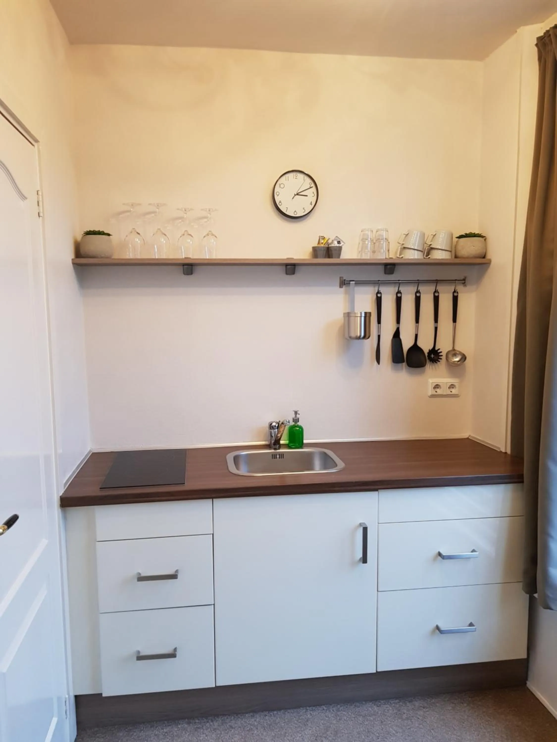 Coffee/tea facilities in Hotel Grand Canal