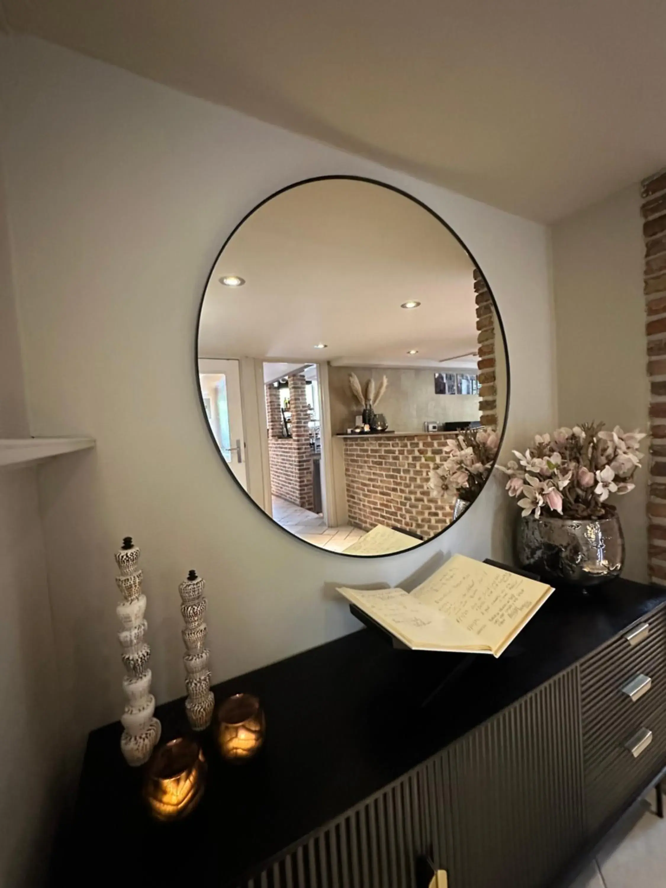 Lobby or reception in Hotel Grand Canal Lobby or reception in Hotel Grand Canal