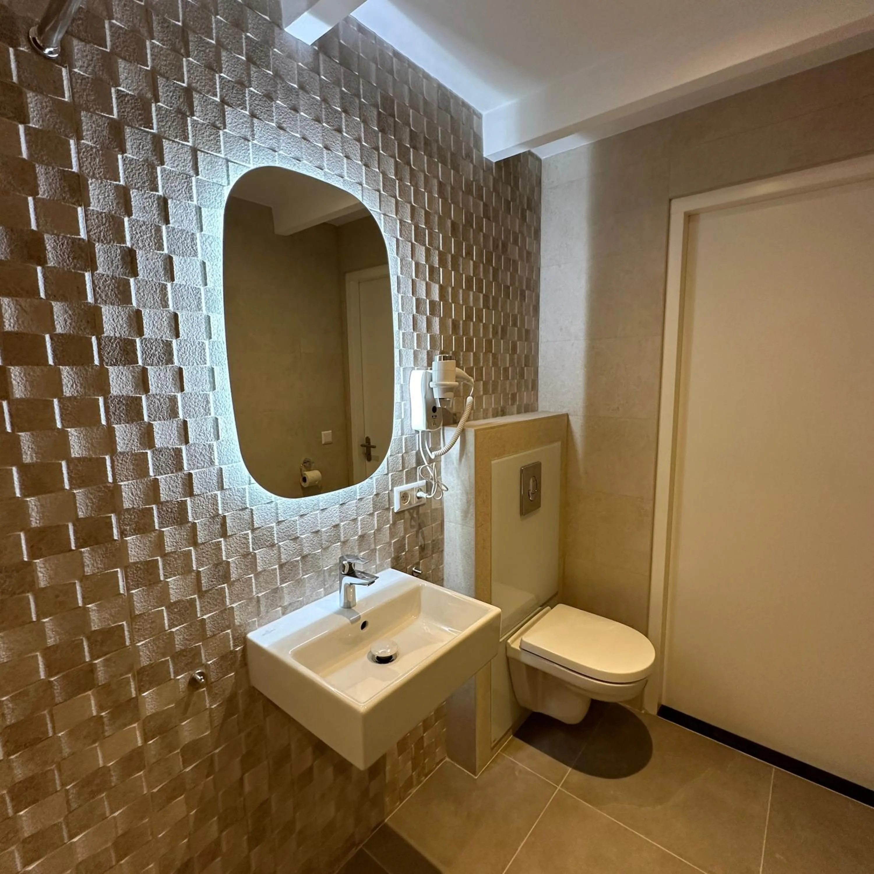 Bathroom in Hotel Grand Canal