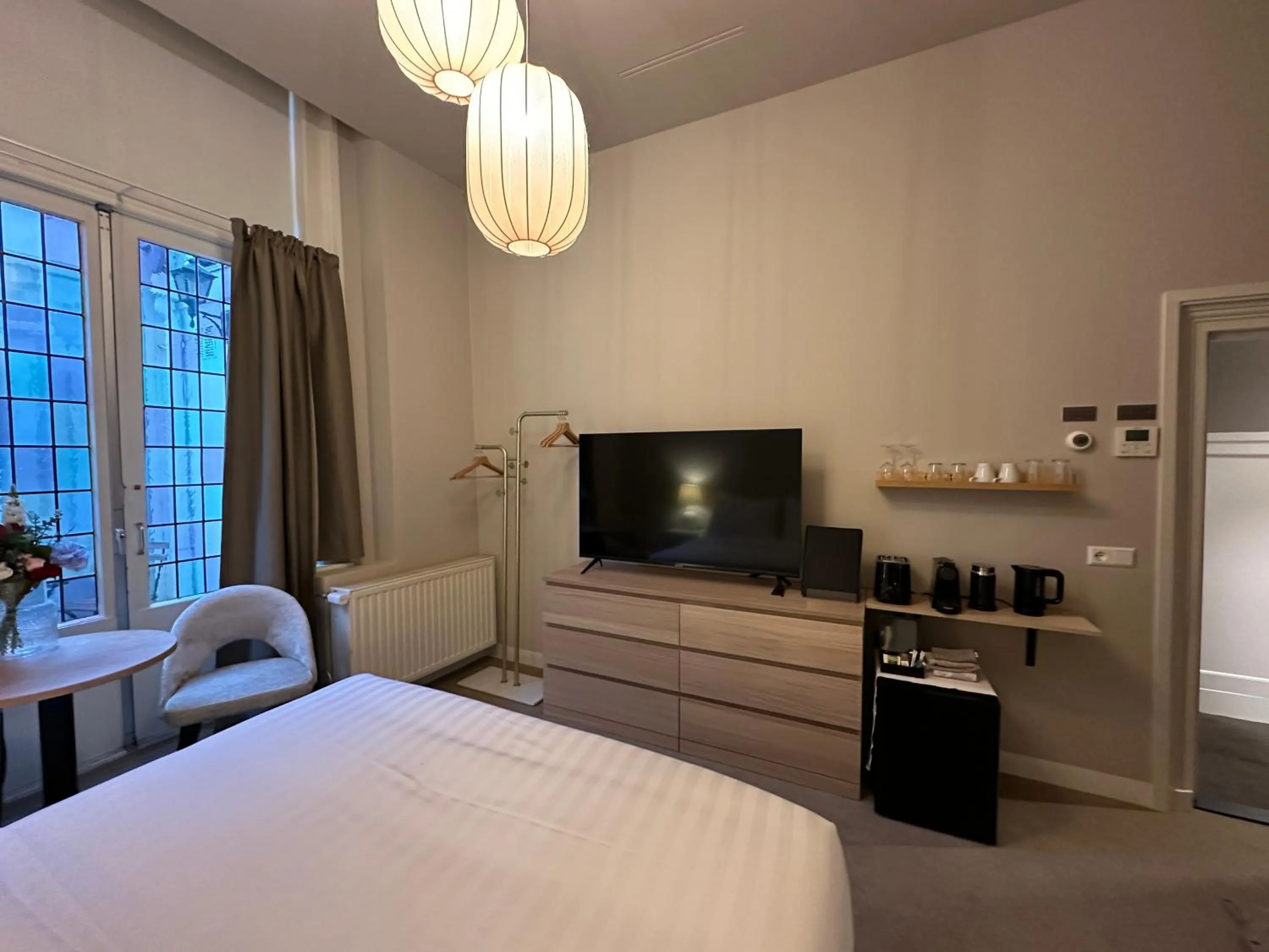 Bed in Hotel Grand Canal