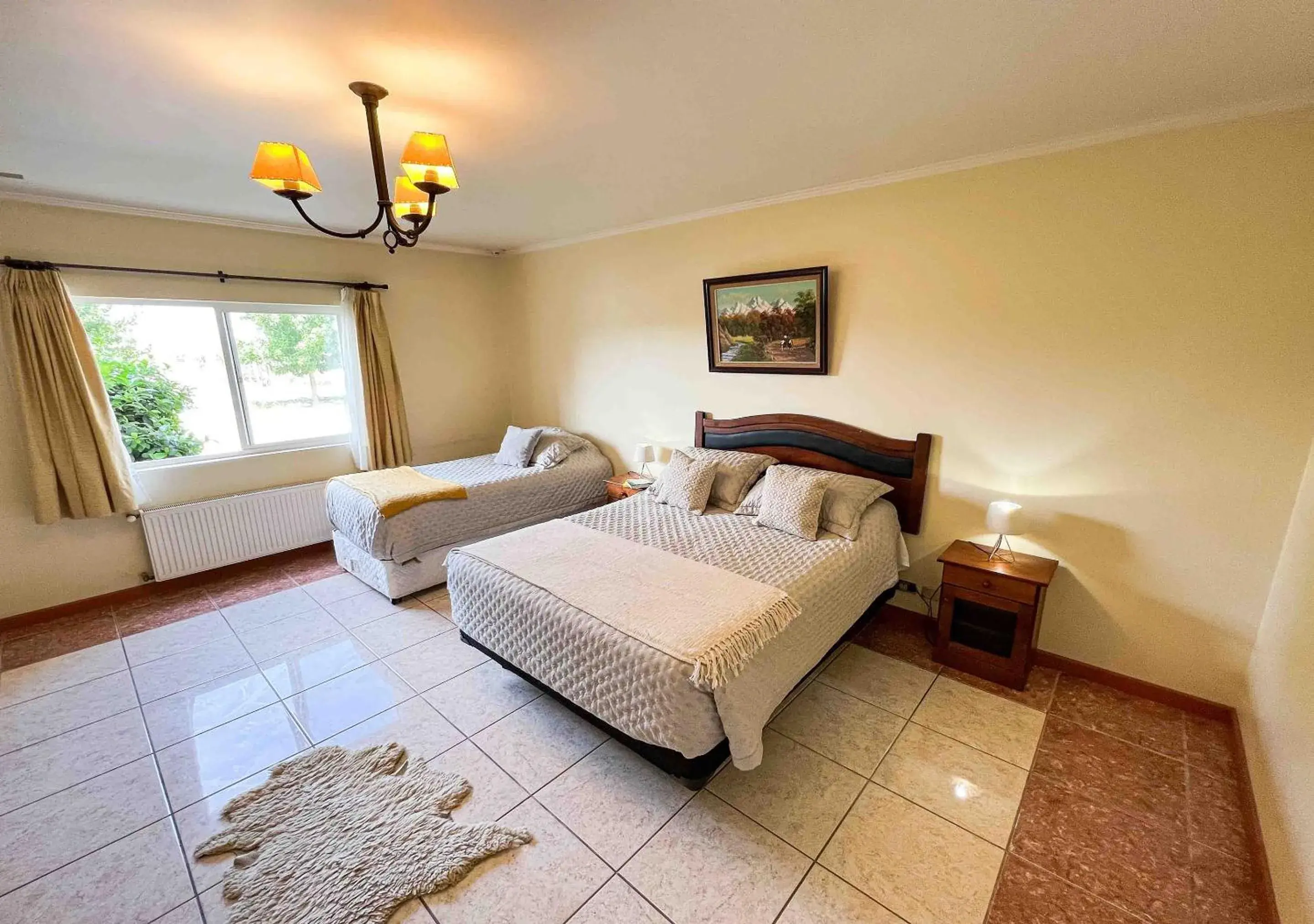 Standard Family Room in Hotel El Almendro Standard Family Room in Hotel El Almendro