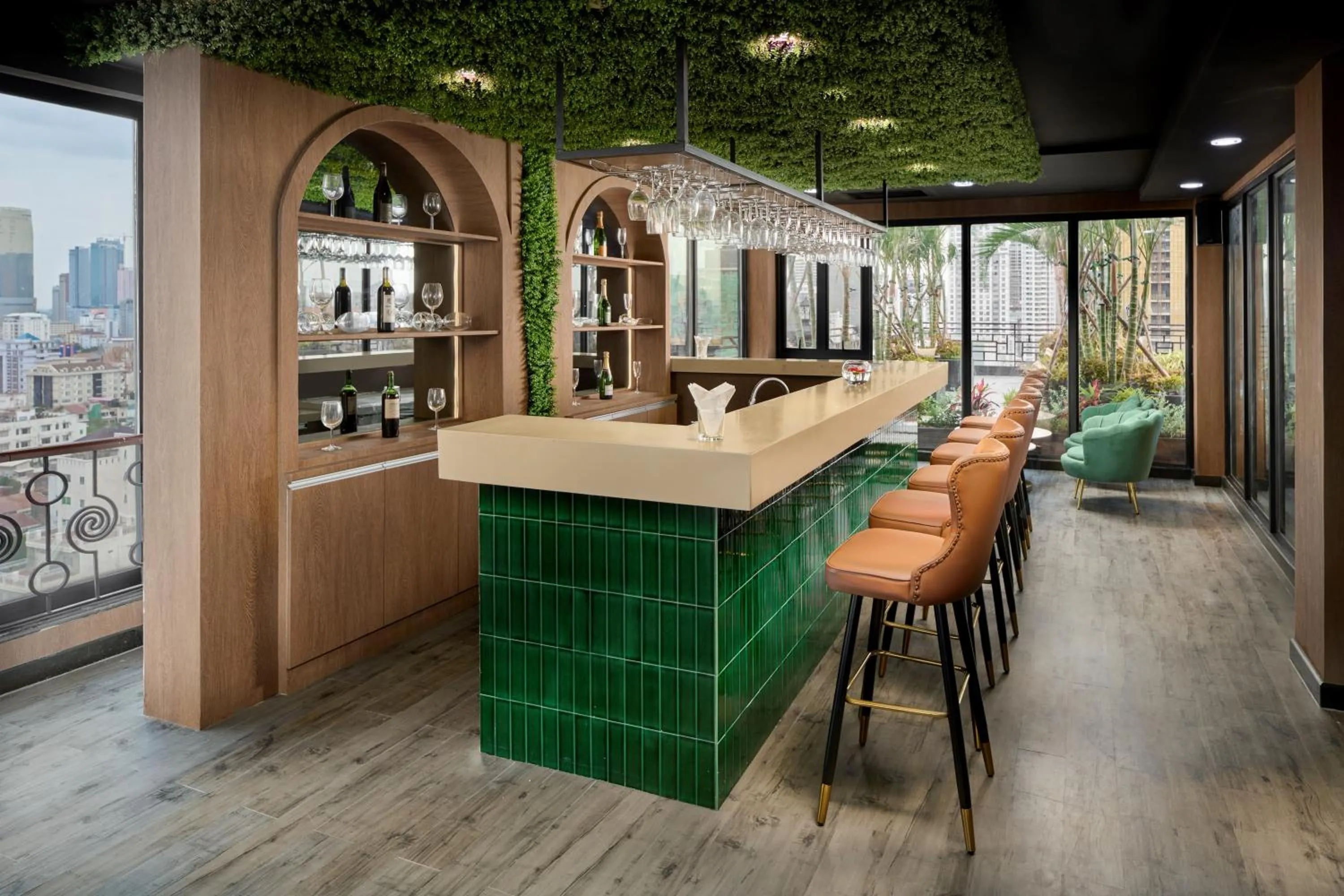 Restaurant/places to eat in Caravan Hotel by EHM