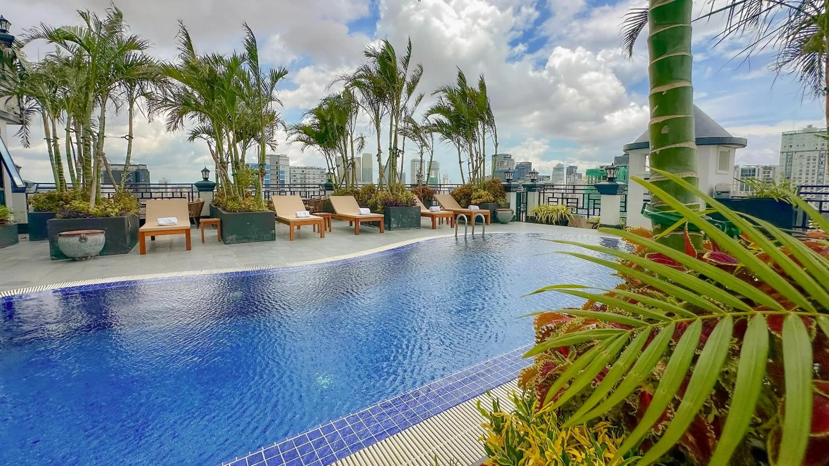 Swimming pool in Caravan Hotel by EHM