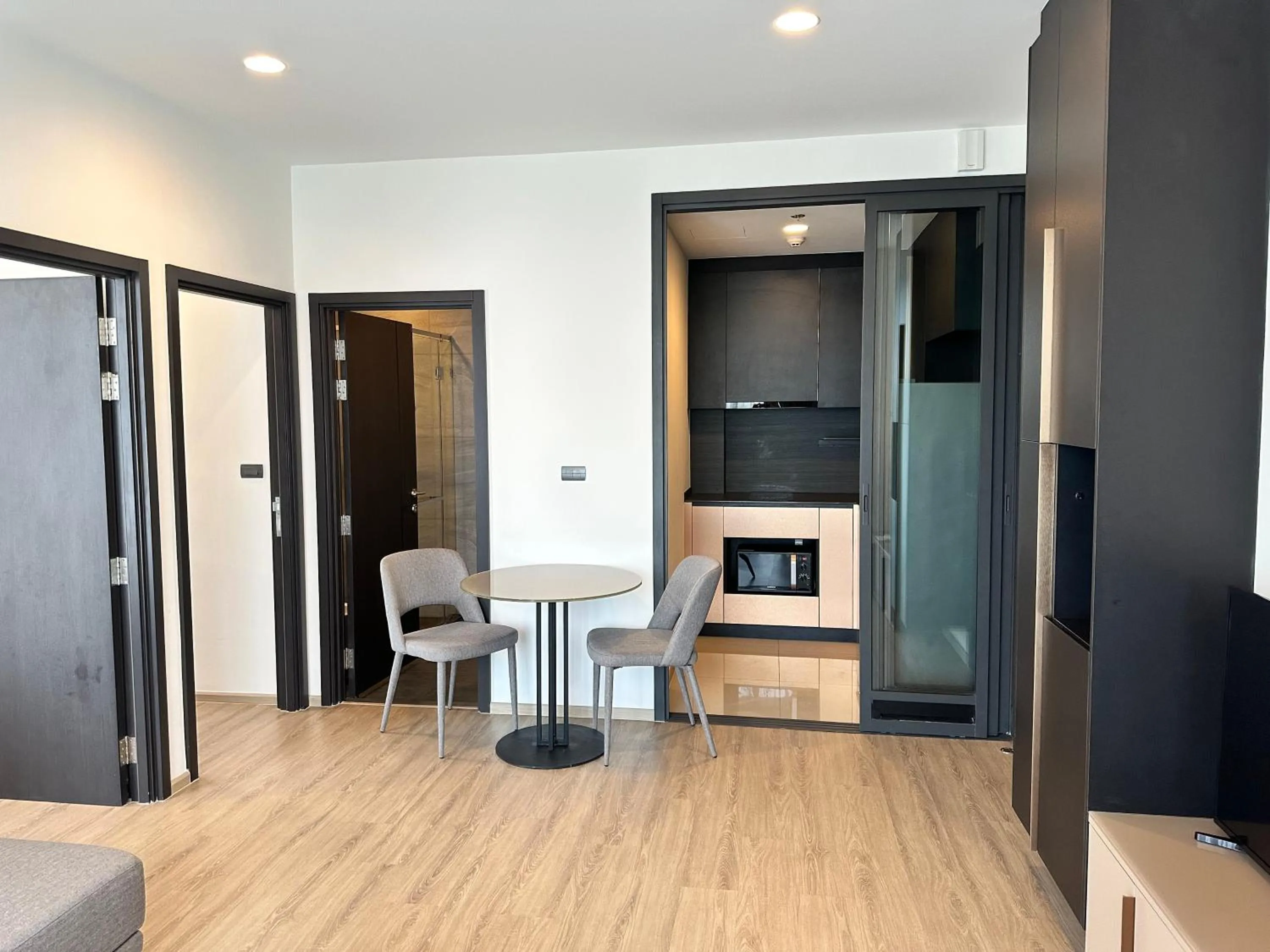 TV and multimedia in EDGE Central Pattaya