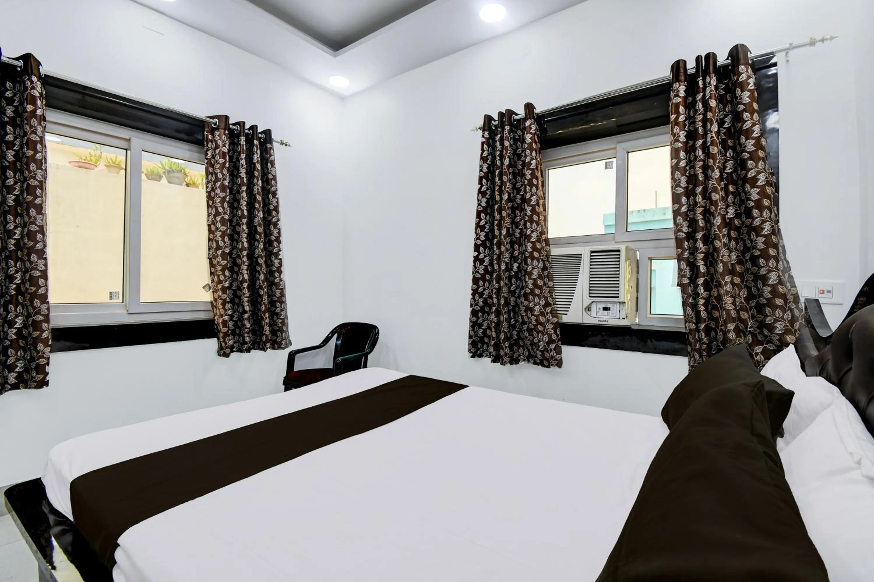 Bedroom, Bed in Super Hotel O Magadh Guest House
