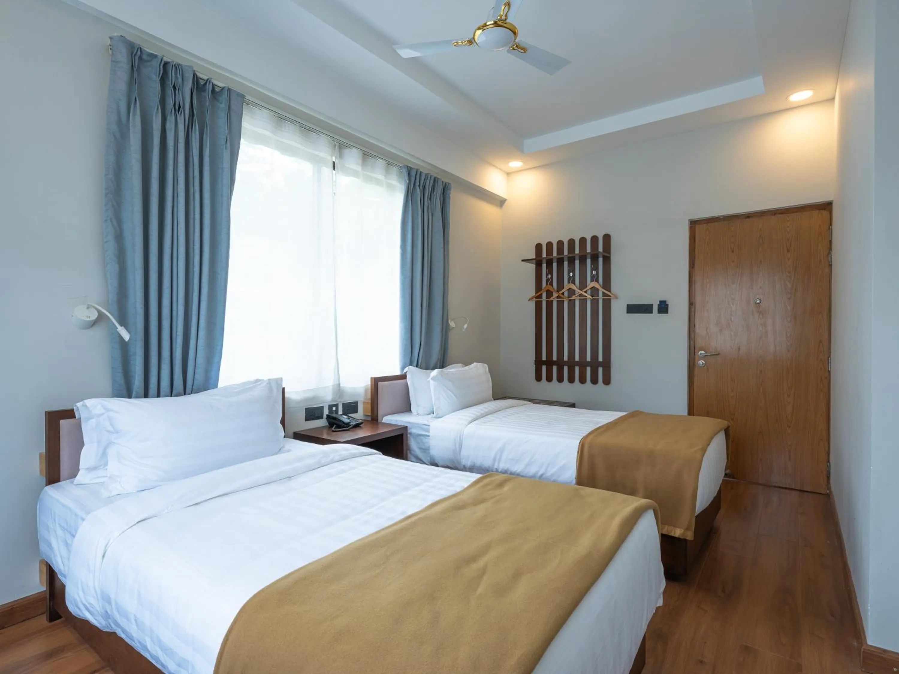 Property building, Bed in Hotel Samye - Best Hotel In Thimphu