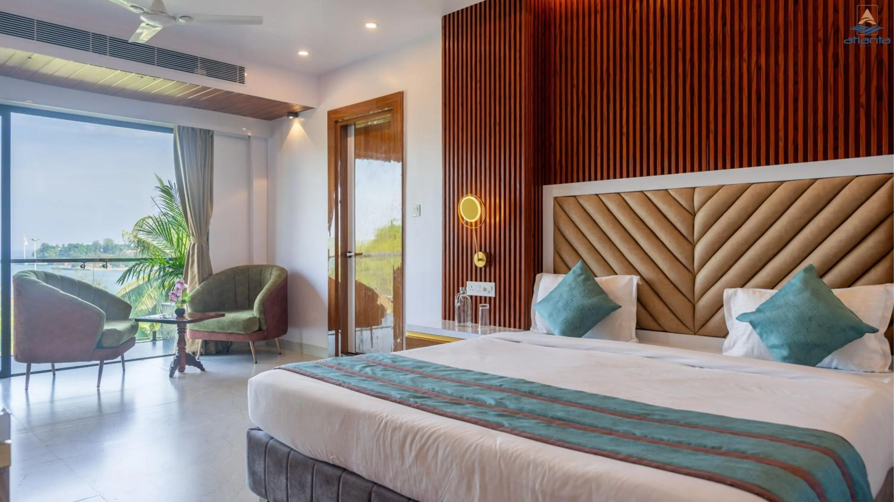 Bed in Hotel Atlanta - A Seaview Hotel