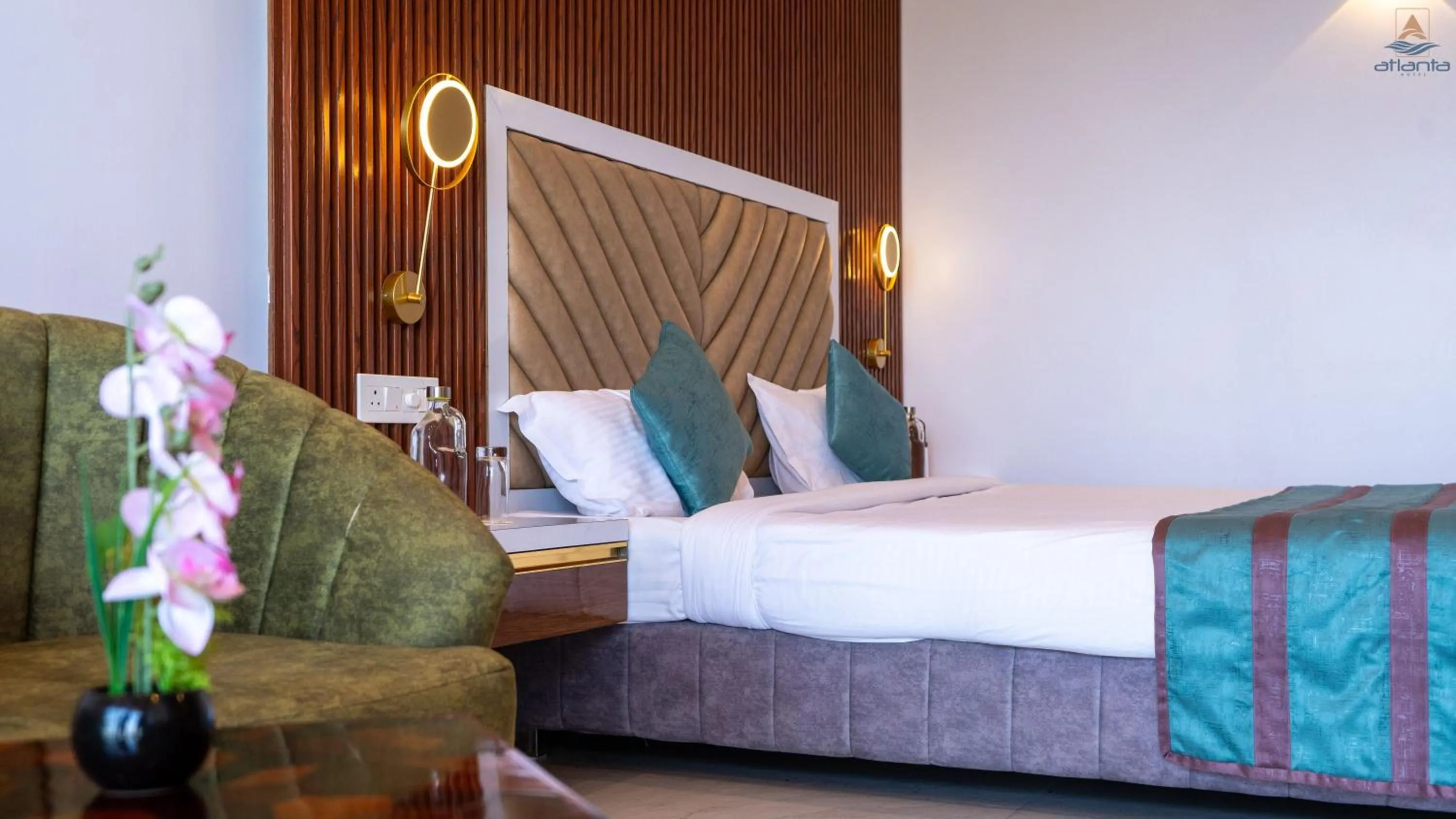 Photo of the whole room, Bed in Hotel Atlanta - A Seaview Hotel