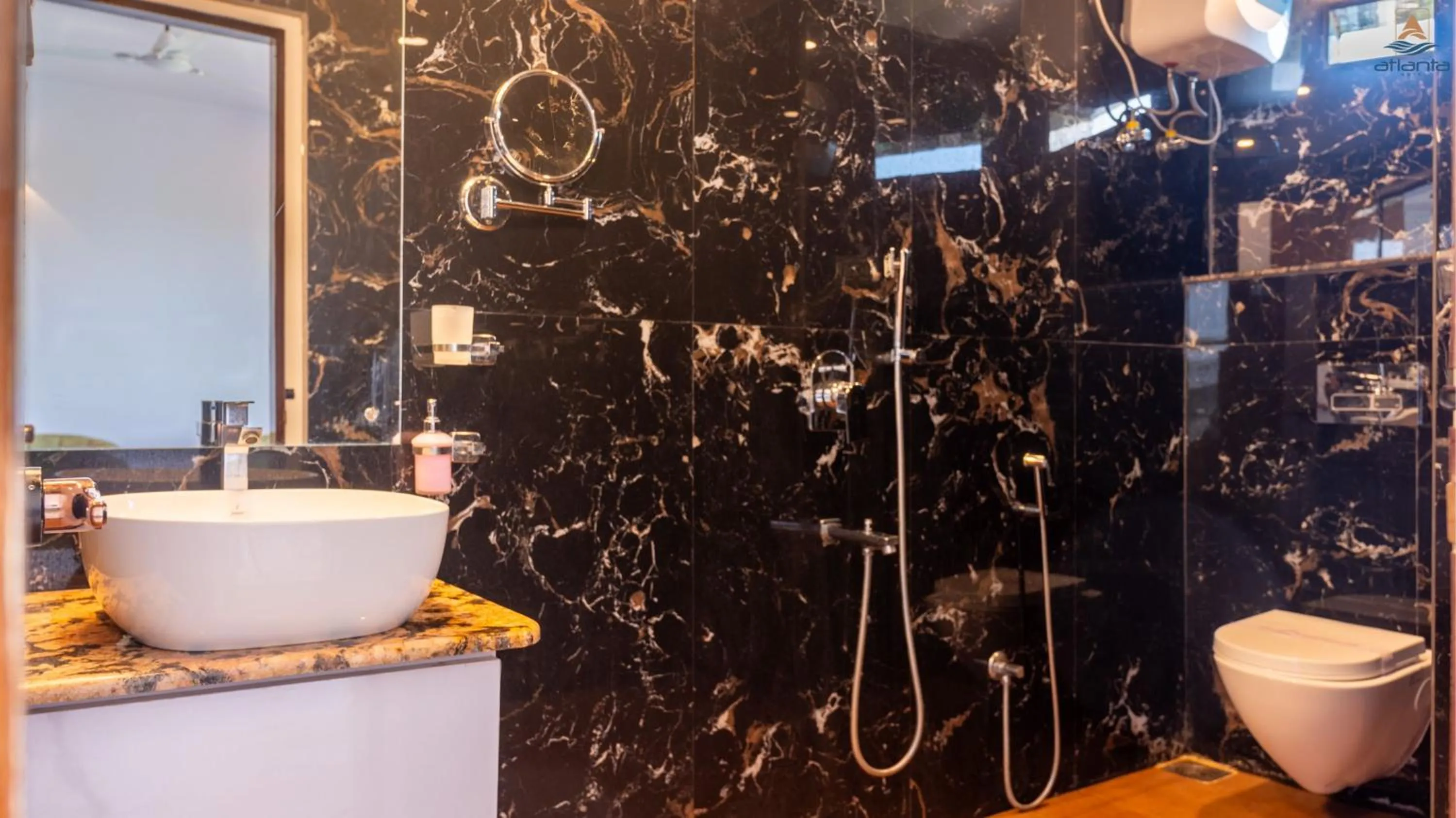 Bathroom in Hotel Atlanta - A Seaview Hotel