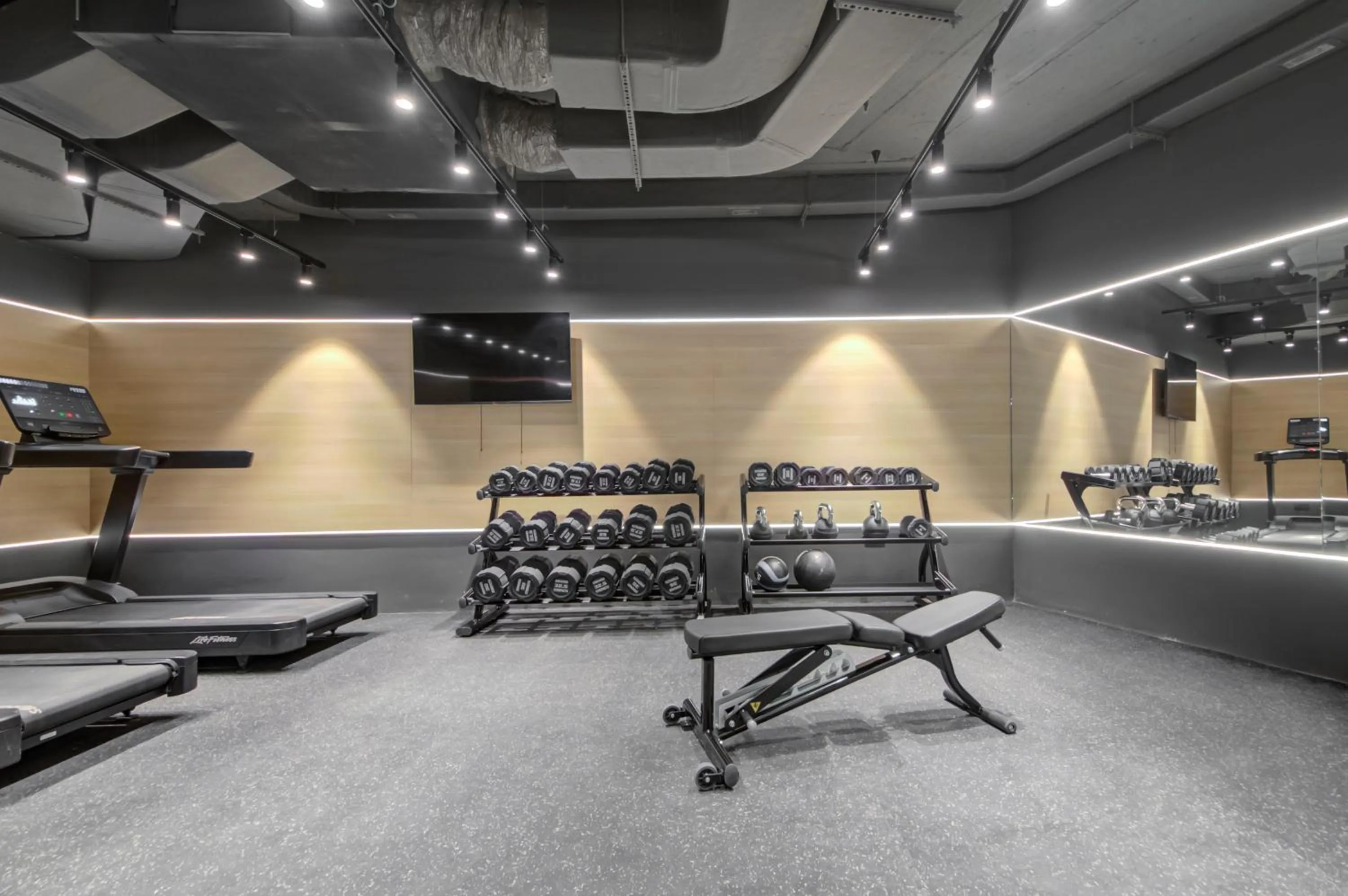 Fitness centre/facilities in Noru Hotel Malta - Adults Only Hotel