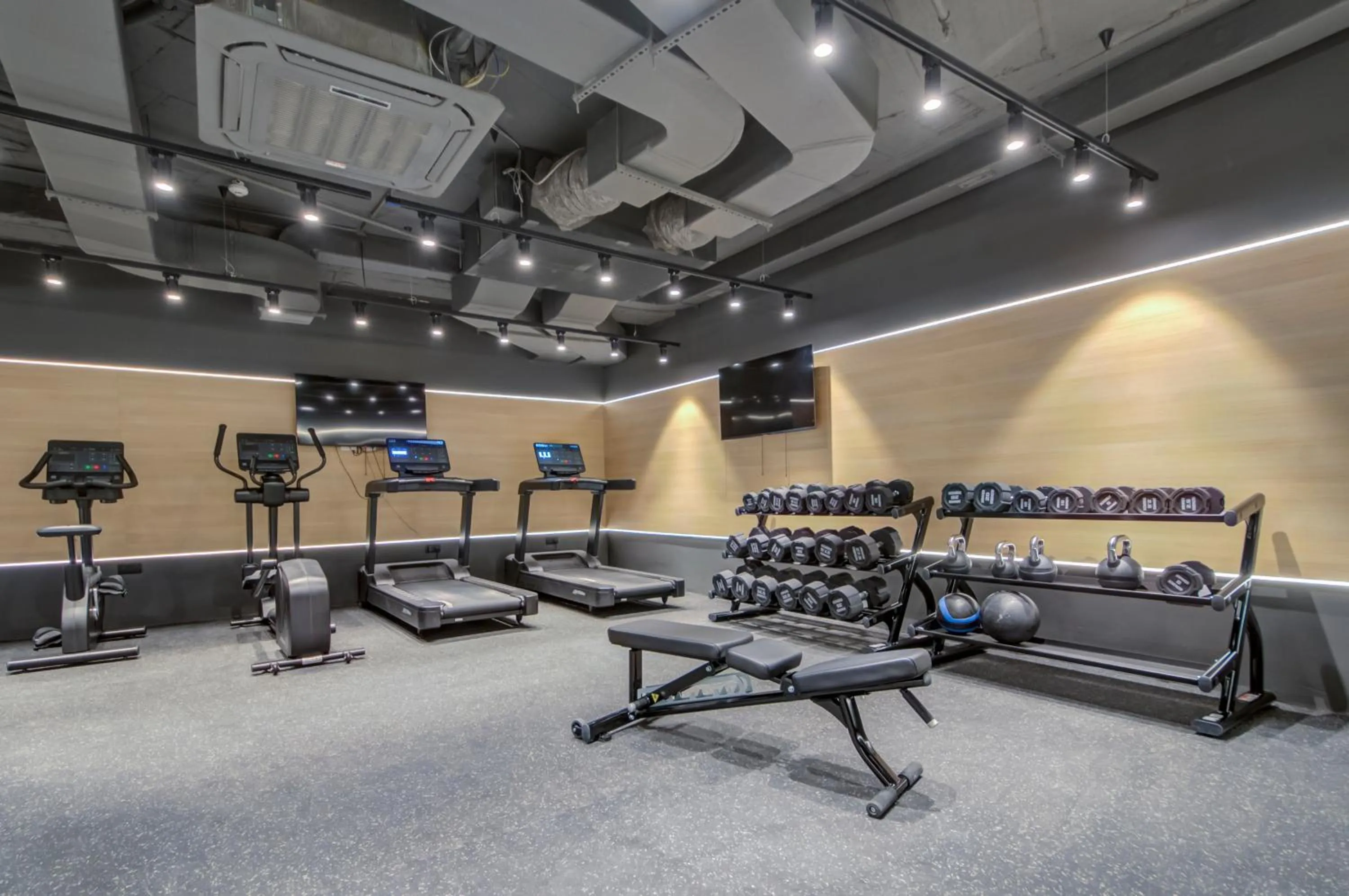 Fitness centre/facilities in Noru Hotel Malta - Adults Only Hotel