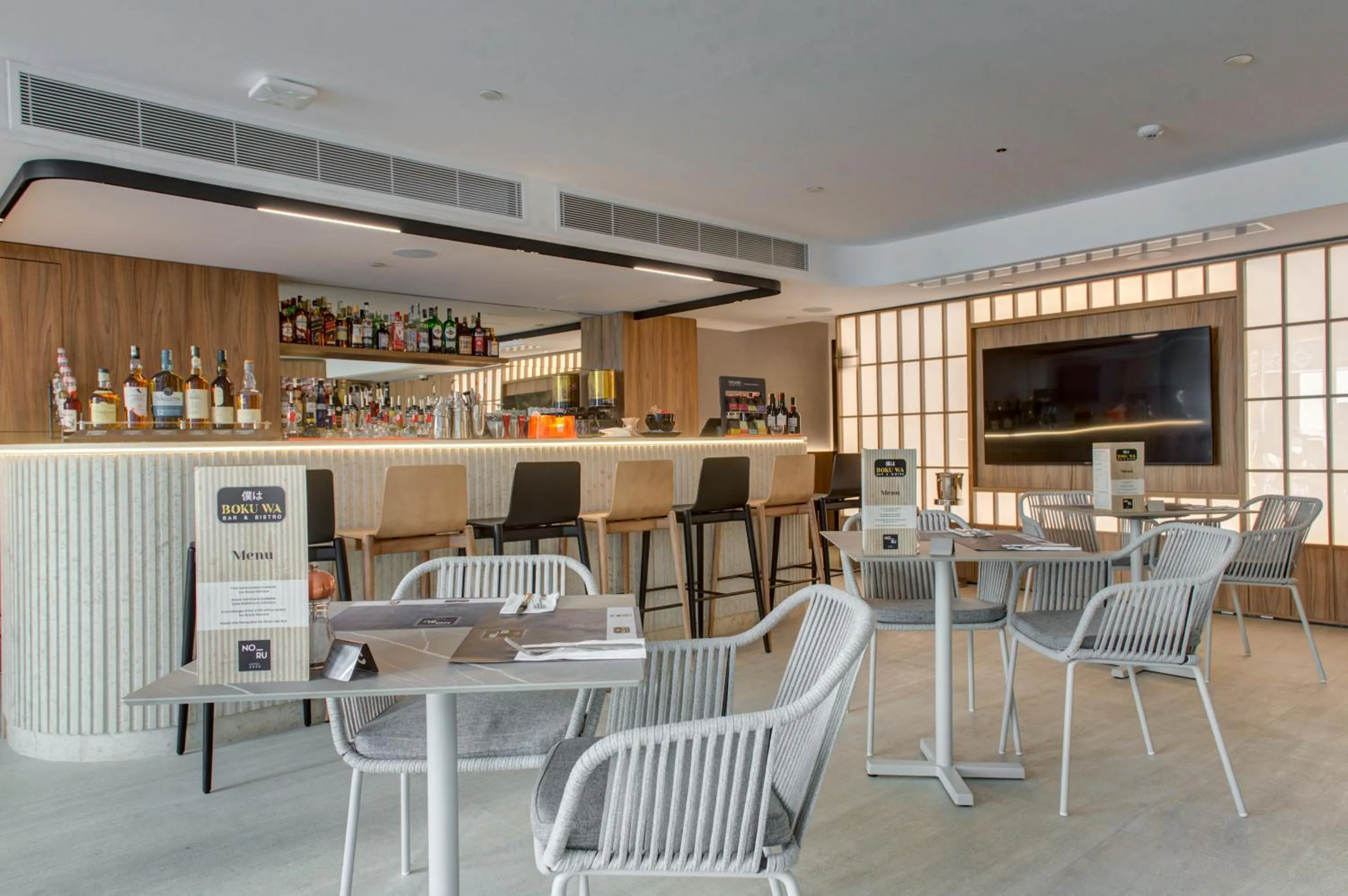 Lounge or bar in Noru Hotel Malta - Adults Only Hotel