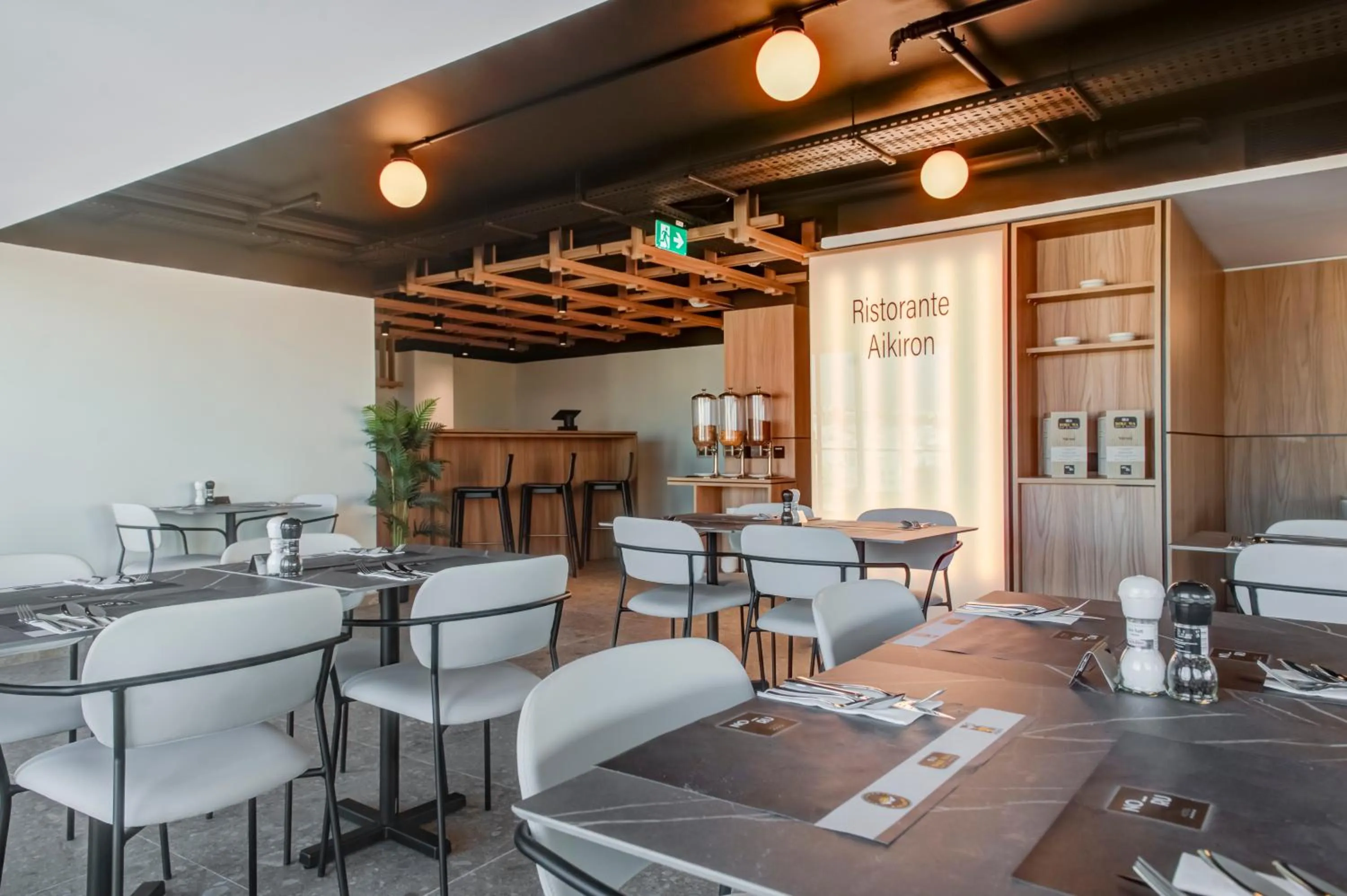 Restaurant/places to eat in Noru Hotel Malta - Adults Only Hotel