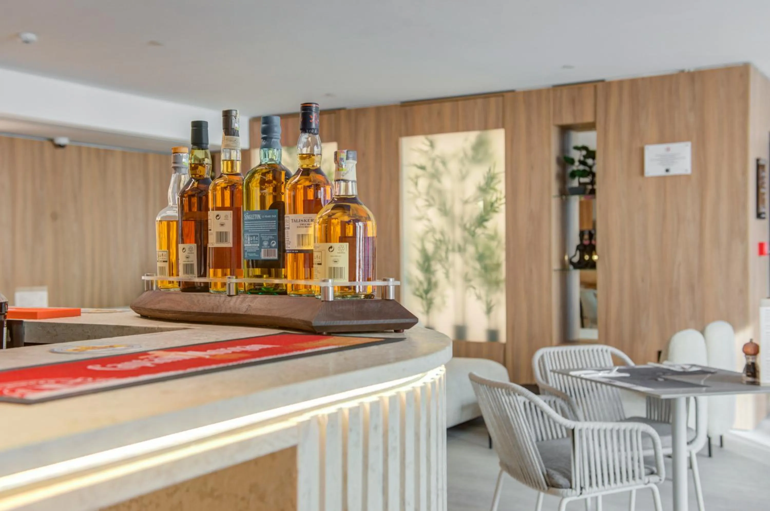 Lounge or bar in Noru Hotel Malta - Adults Only Hotel