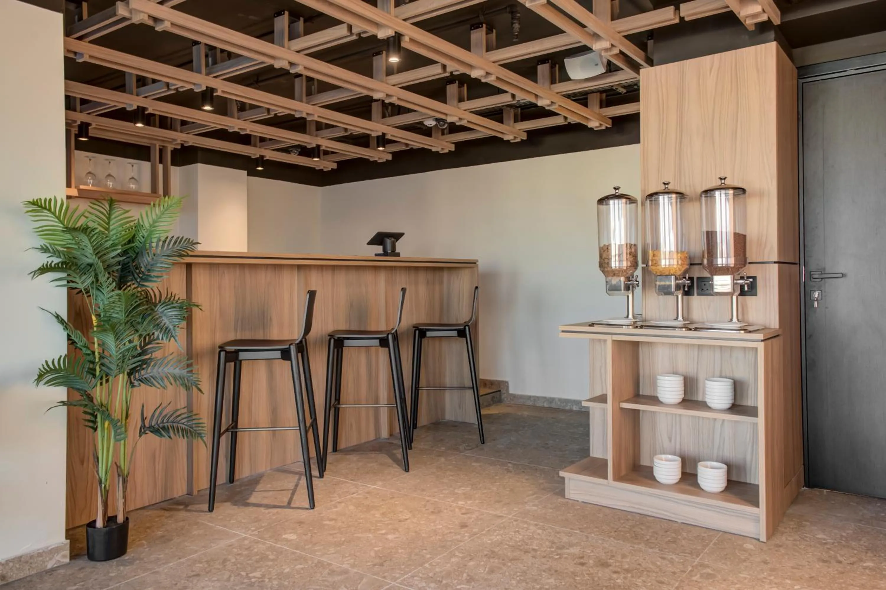 Restaurant/places to eat in Noru Hotel Malta - Adults Only Hotel