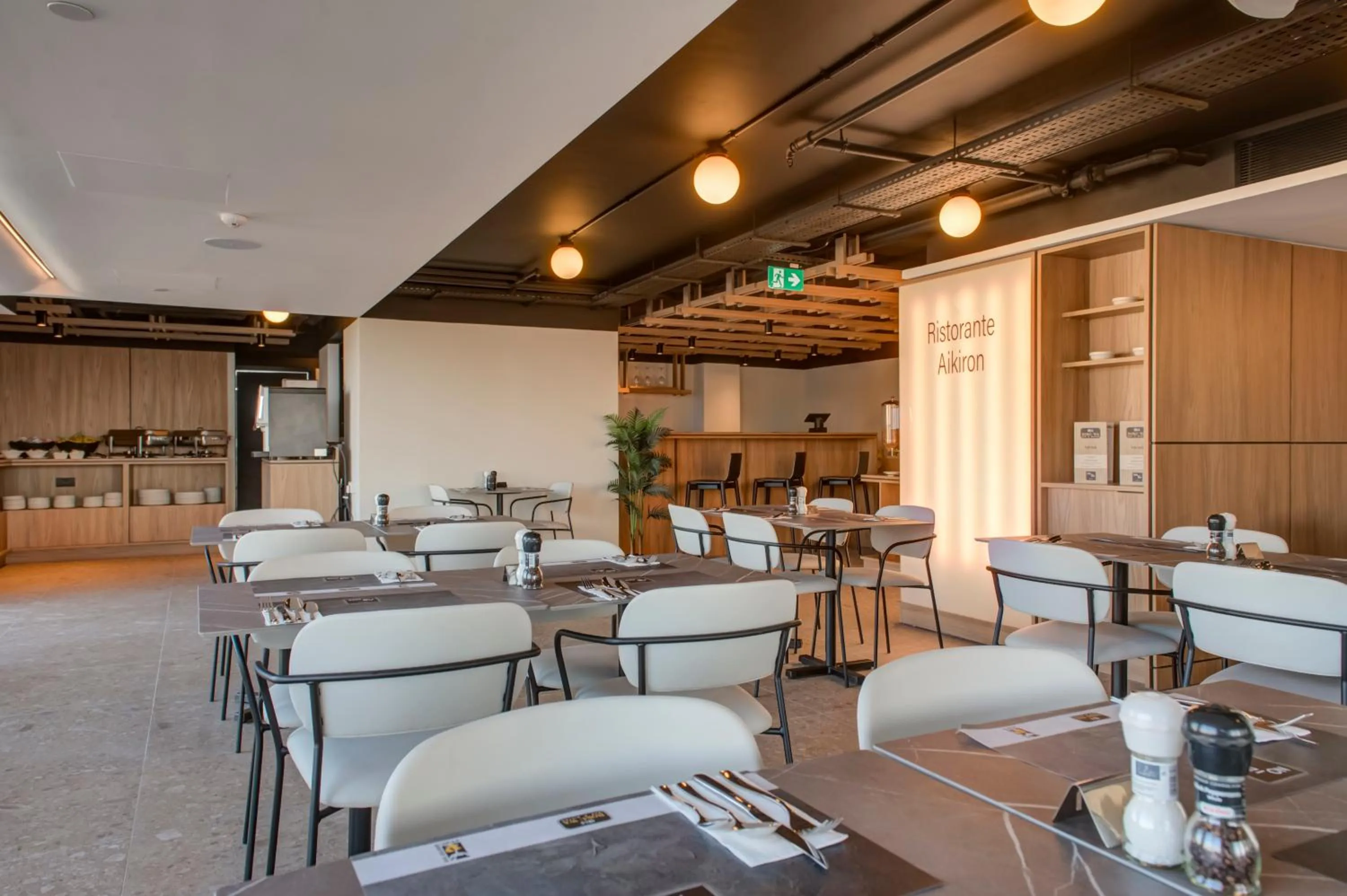 Restaurant/places to eat in Noru Hotel Malta - Adults Only Hotel