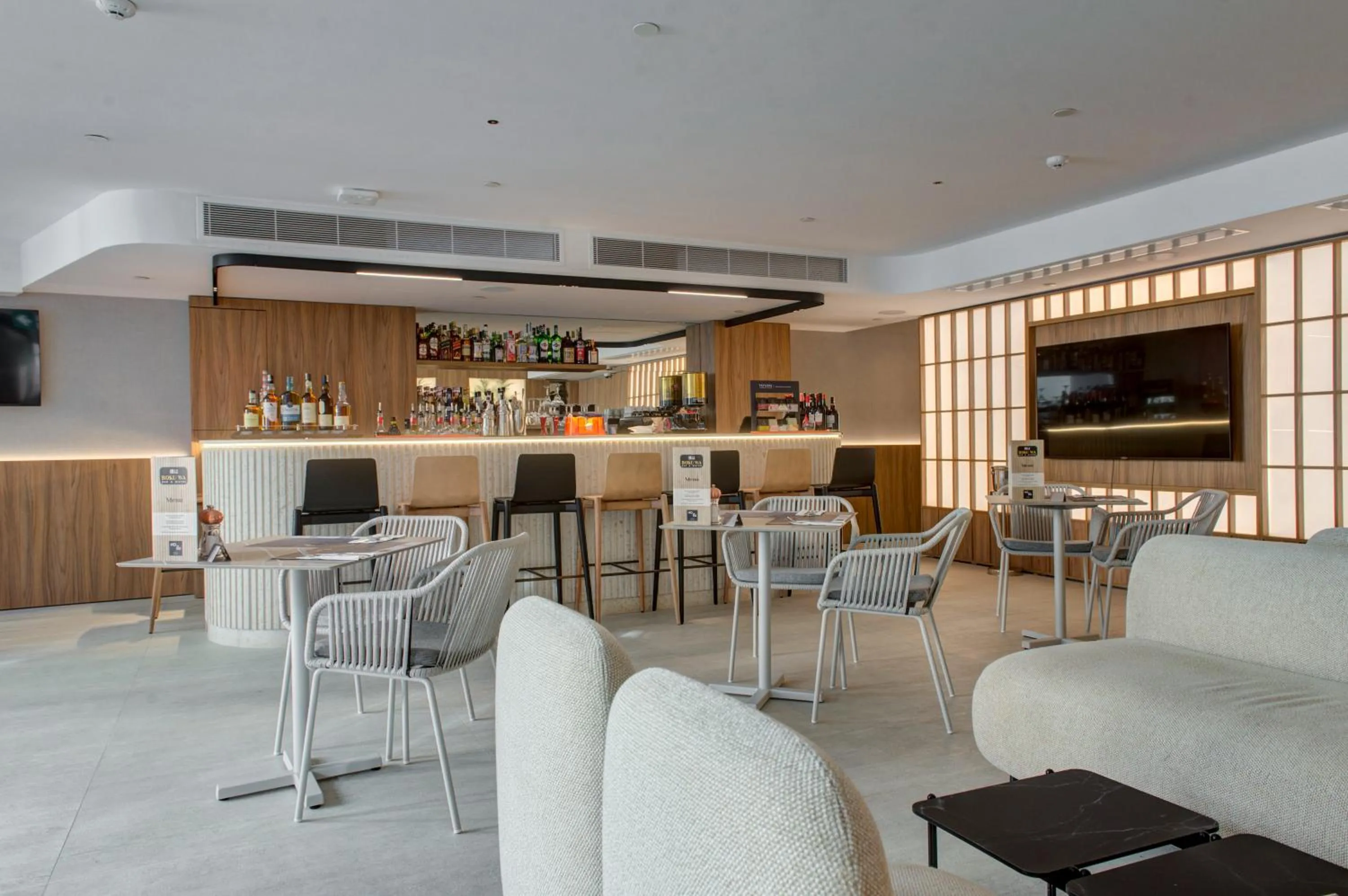 Lounge or bar in Noru Hotel Malta - Adults Only Hotel