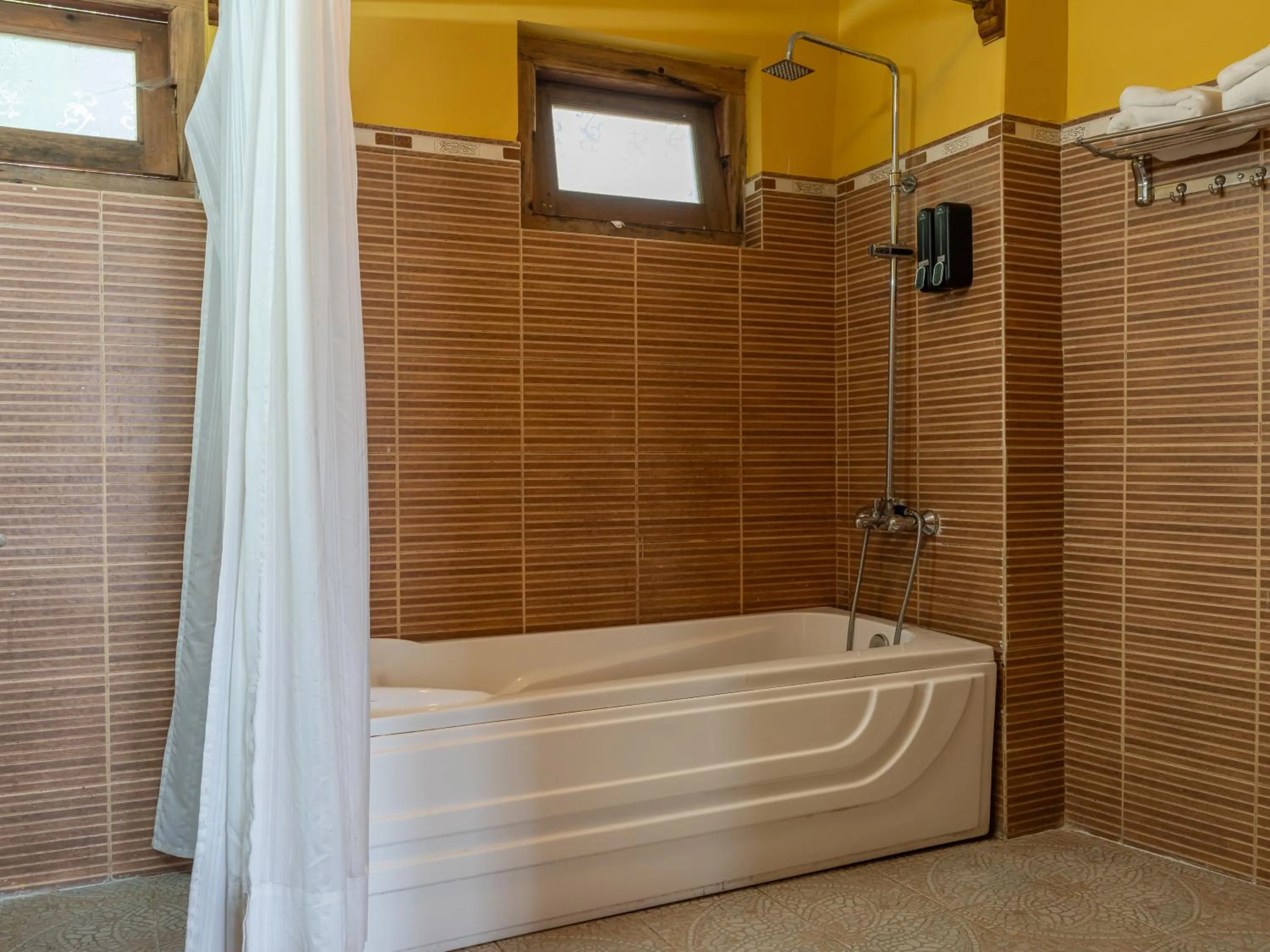 Shower in Tiger's Nest Resort - Best Resort In Paro