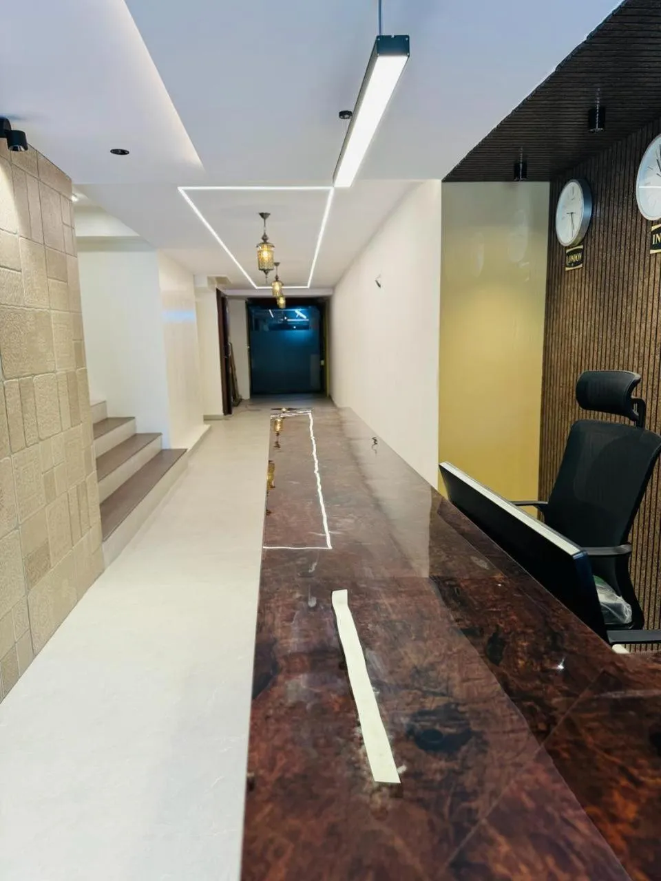 Coffee/tea facilities in Royal Plaza City