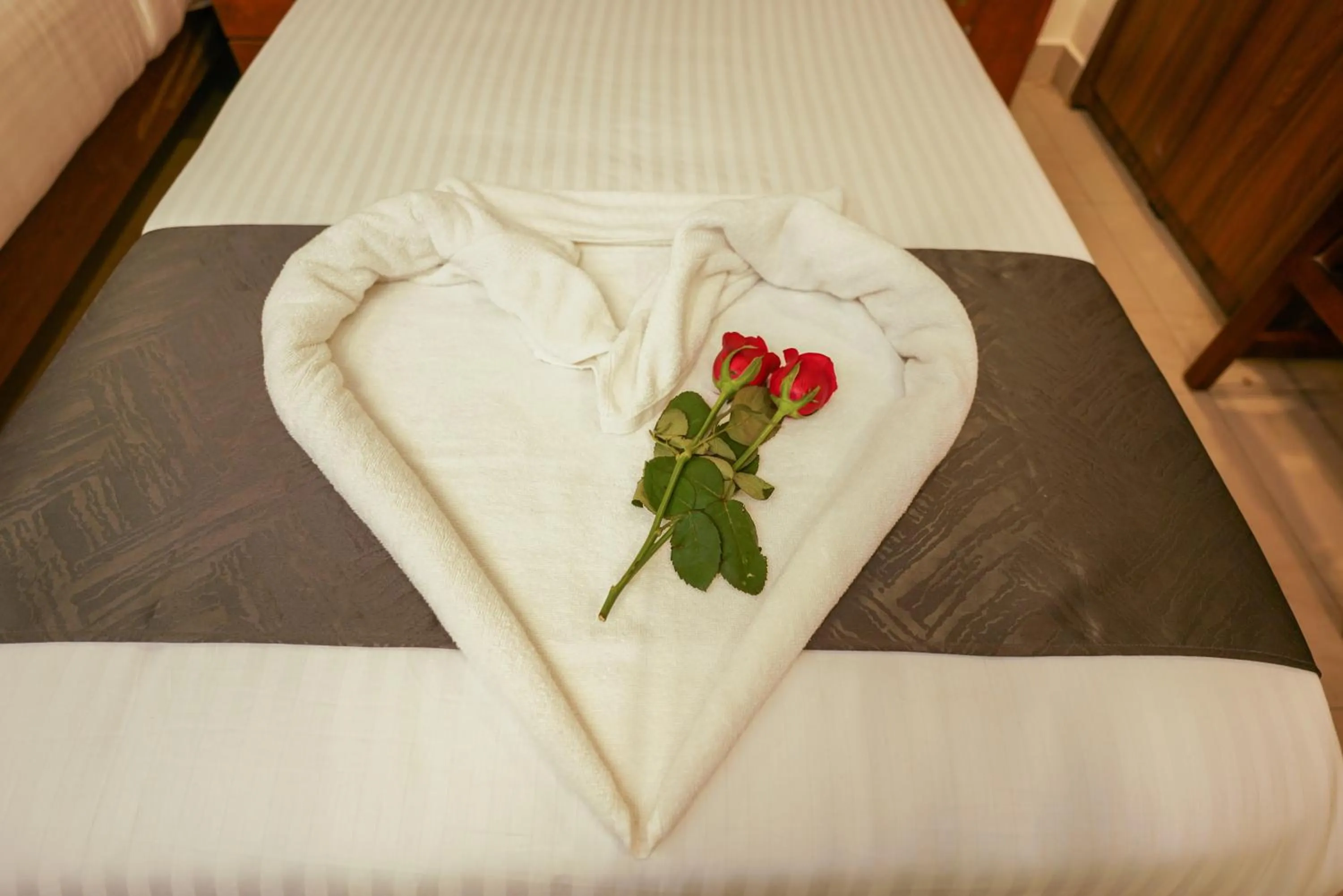 Bed in Royal Plaza City