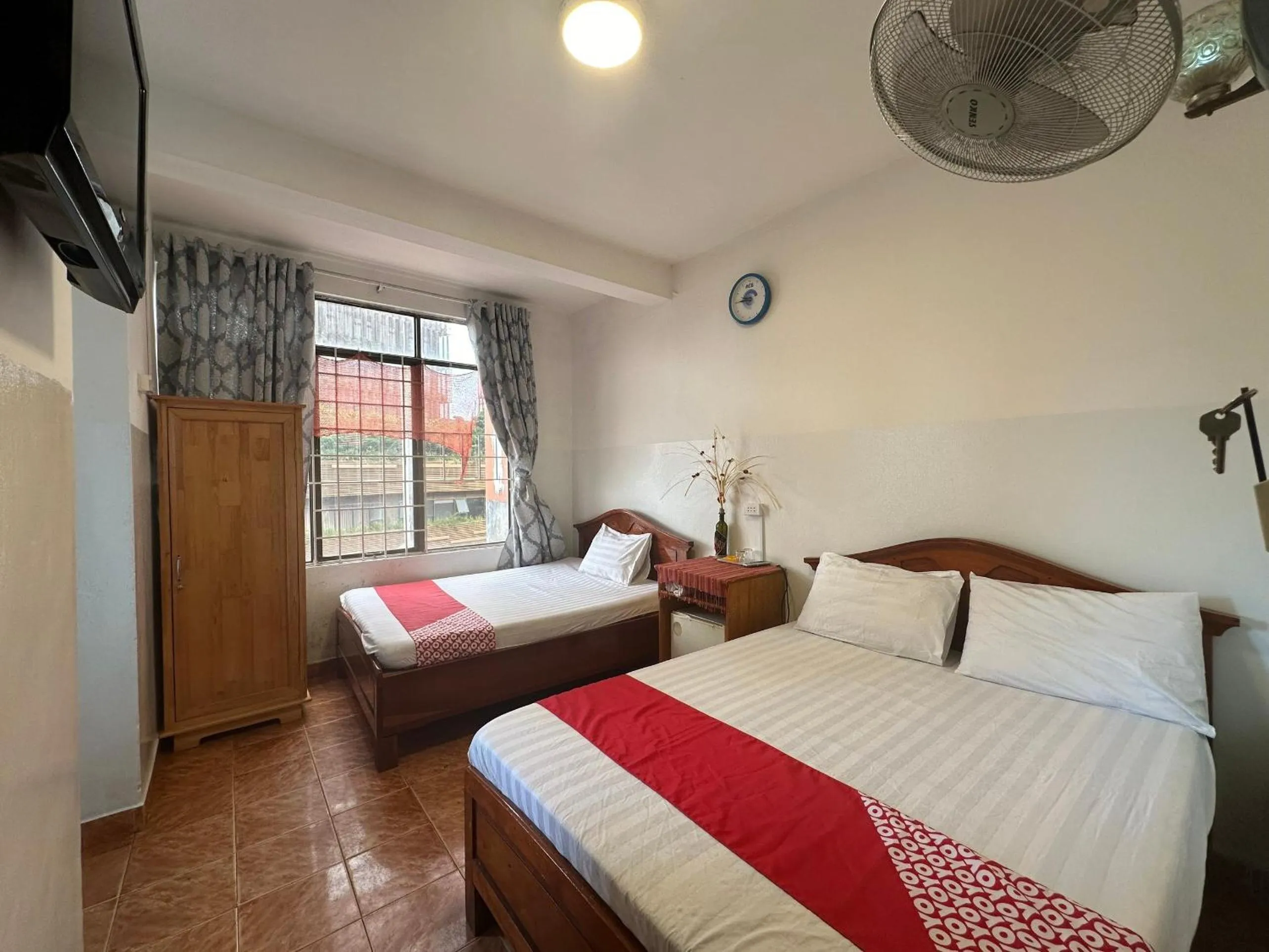 Bedroom, Bed in OYO 1233 Yen Quyen Hotel