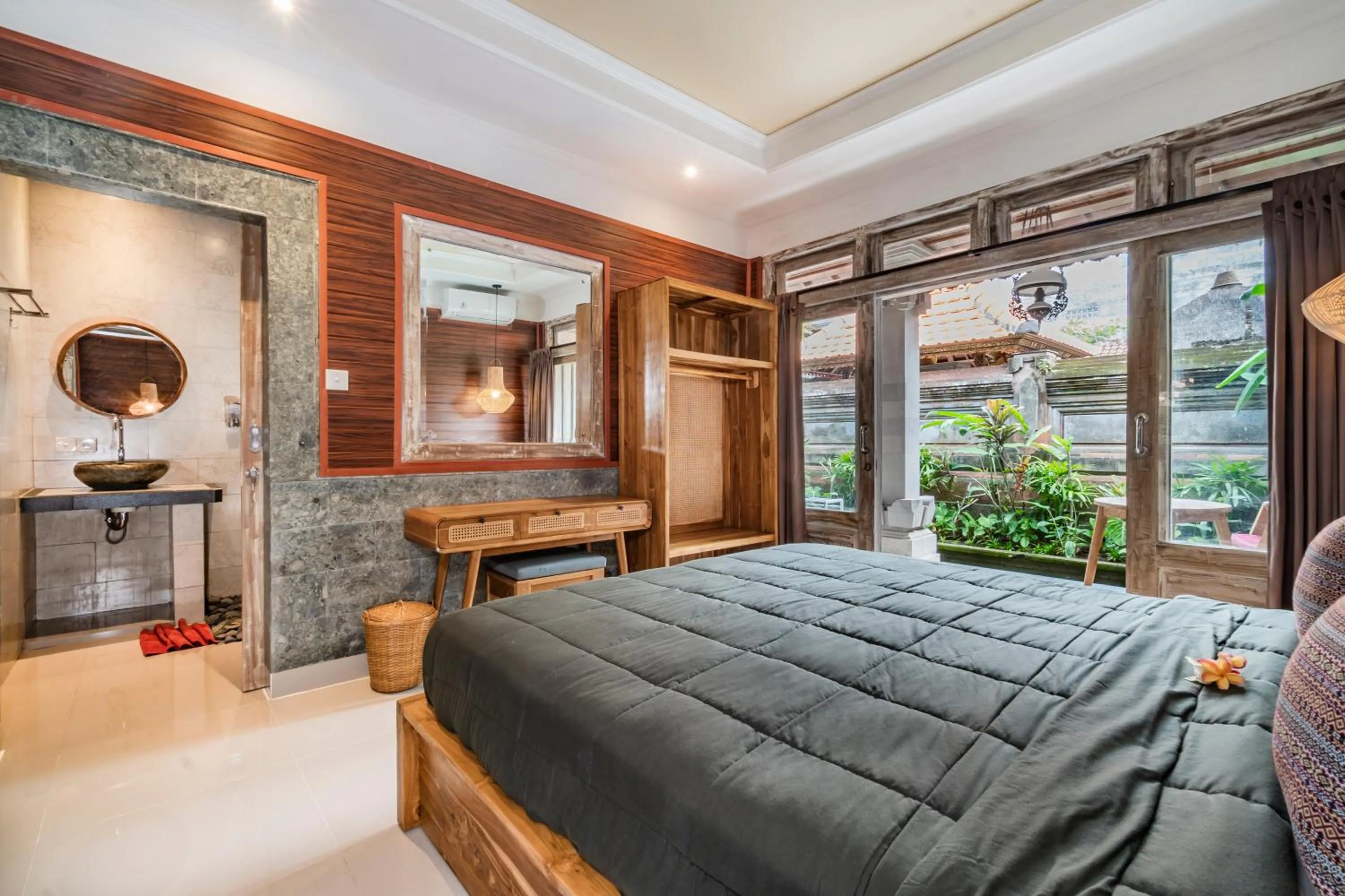 Bed in Indra Homestay Ubud by Luxury Degree