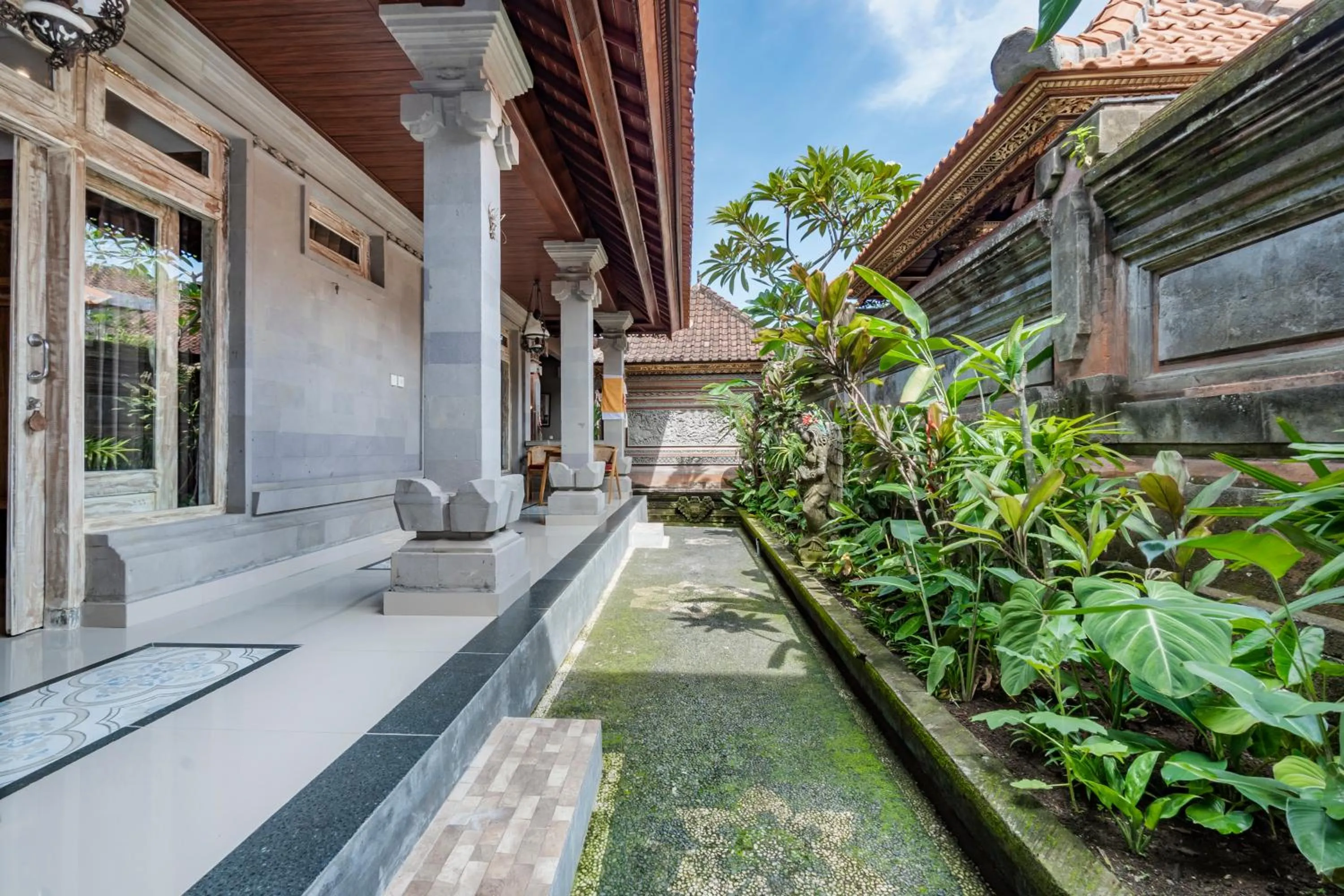 Garden in Indra Homestay Ubud by Luxury Degree
