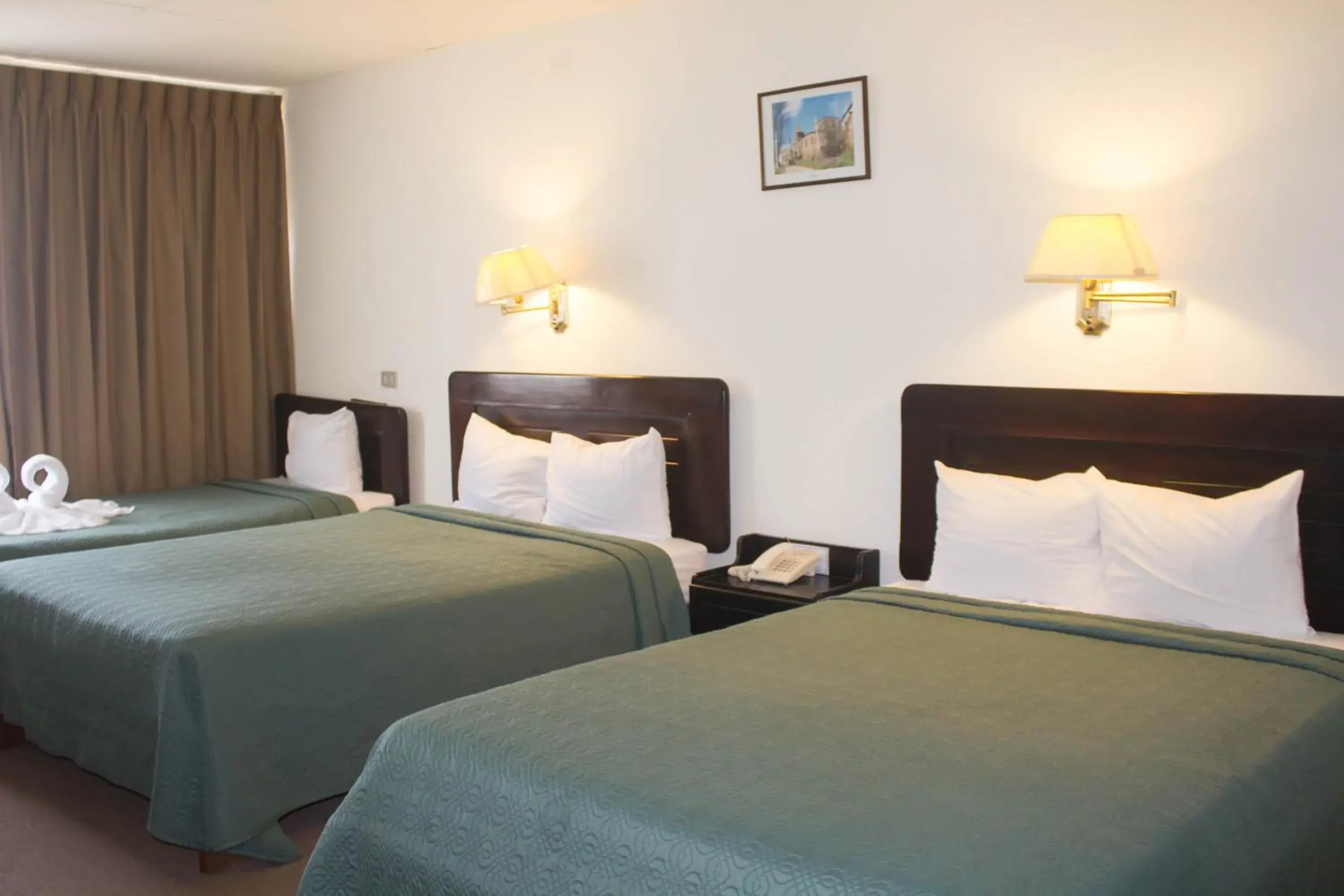 Family Room in Hotel Maragato Family Room in Hotel Maragato
