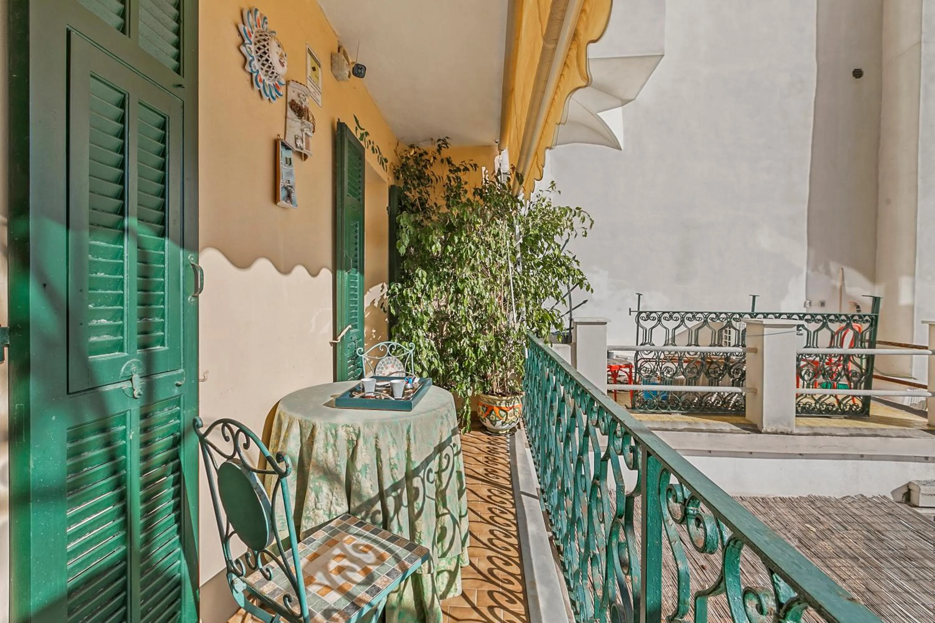 Balcony/Terrace in B&B Da Giueli Rooms On The Seafront