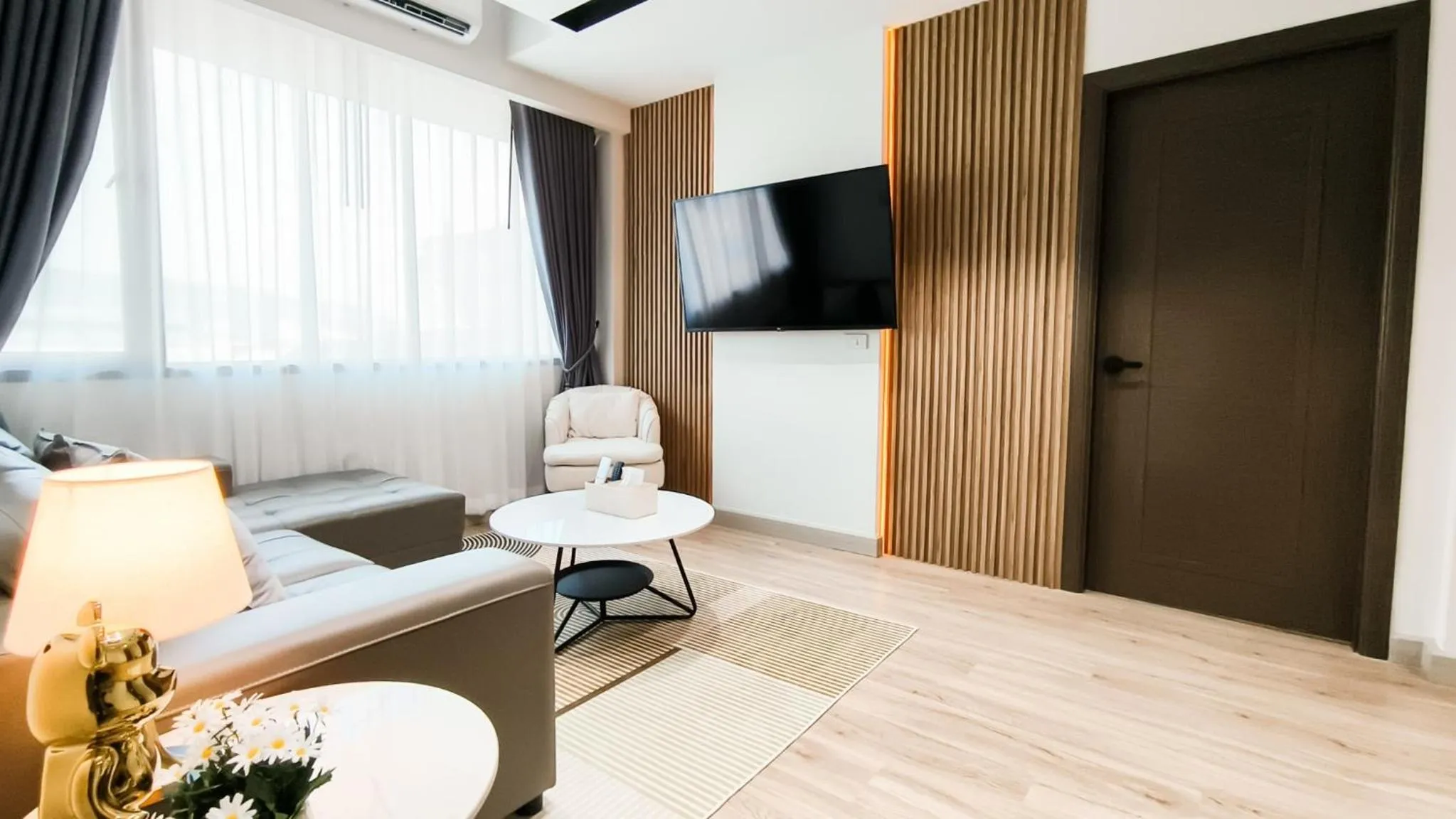 Seating area in indigo Hotel Hatyai