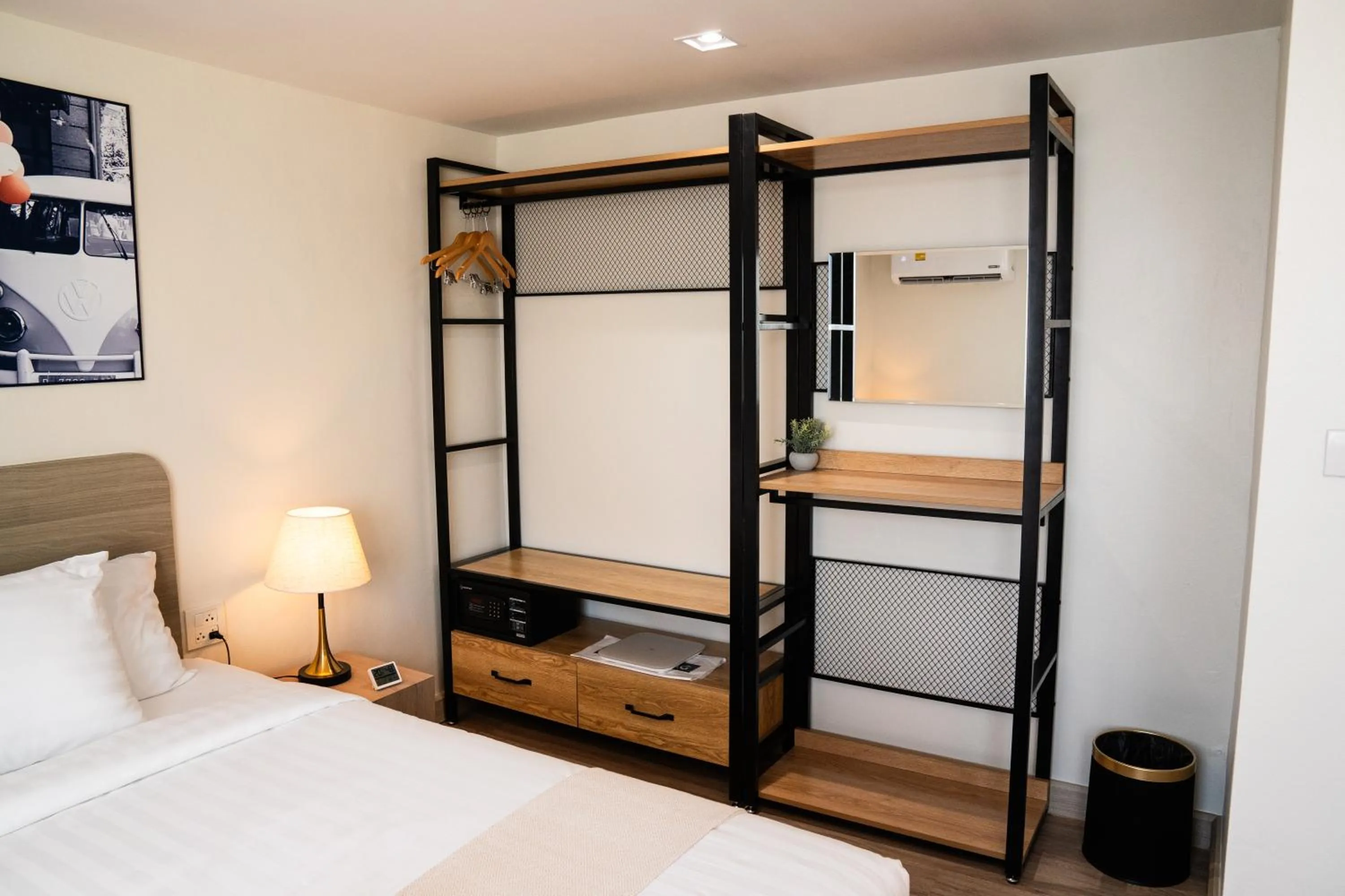 Photo of the whole room, Bed in indigo Hotel Hatyai