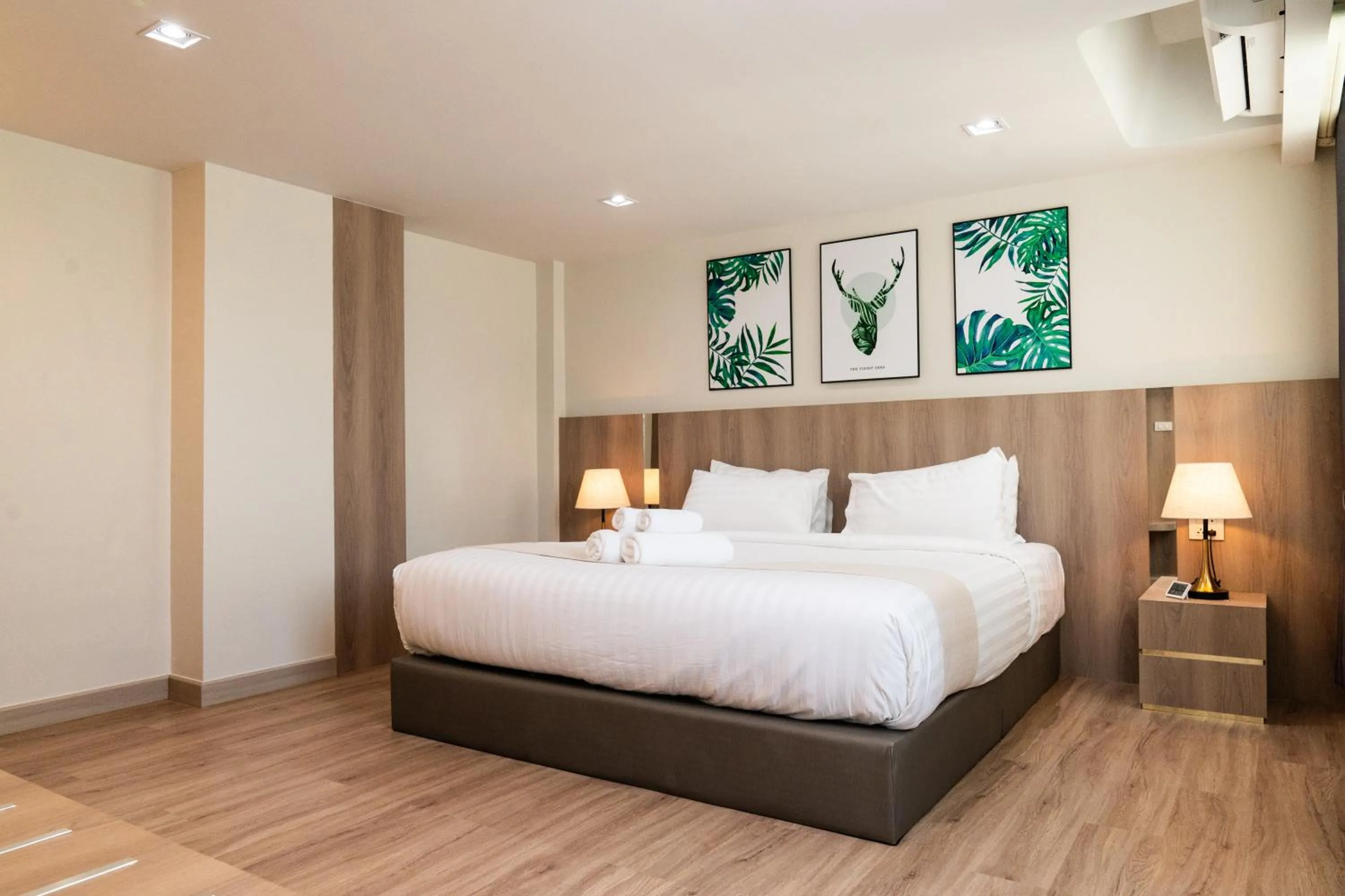 Property building, Bed in indigo Hotel Hatyai
